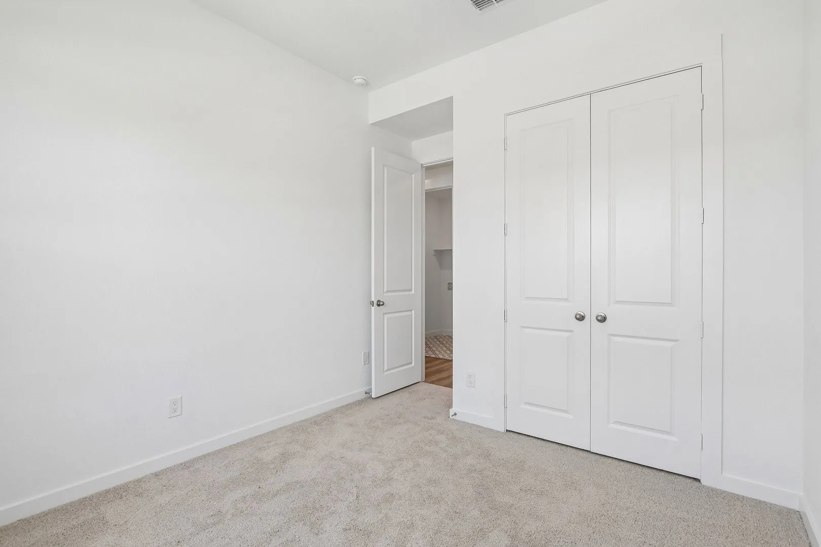 22-web-or-mls-Treeline Parkway-S0108-022