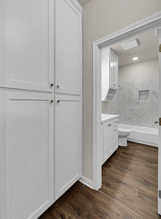 Single Family Residence For Sale in Mc Lennan County , 128 Morris Court, Mc Gregor, Texas 76657, 2 Bedroom, 2 Bathroom, Garage spaces, 1,052 Sqft, built in 2026, New Construction - Complete, mls#21229919, Real Estate Agent in Mc Gregor, Homes For Sale in Mc Lennan county, Homes For Sale in Mc Gregor, Realtor in Mc Gregor Texas, Real Estate Brokerage Independent Realty Texas, Luminita Cordes Realtor