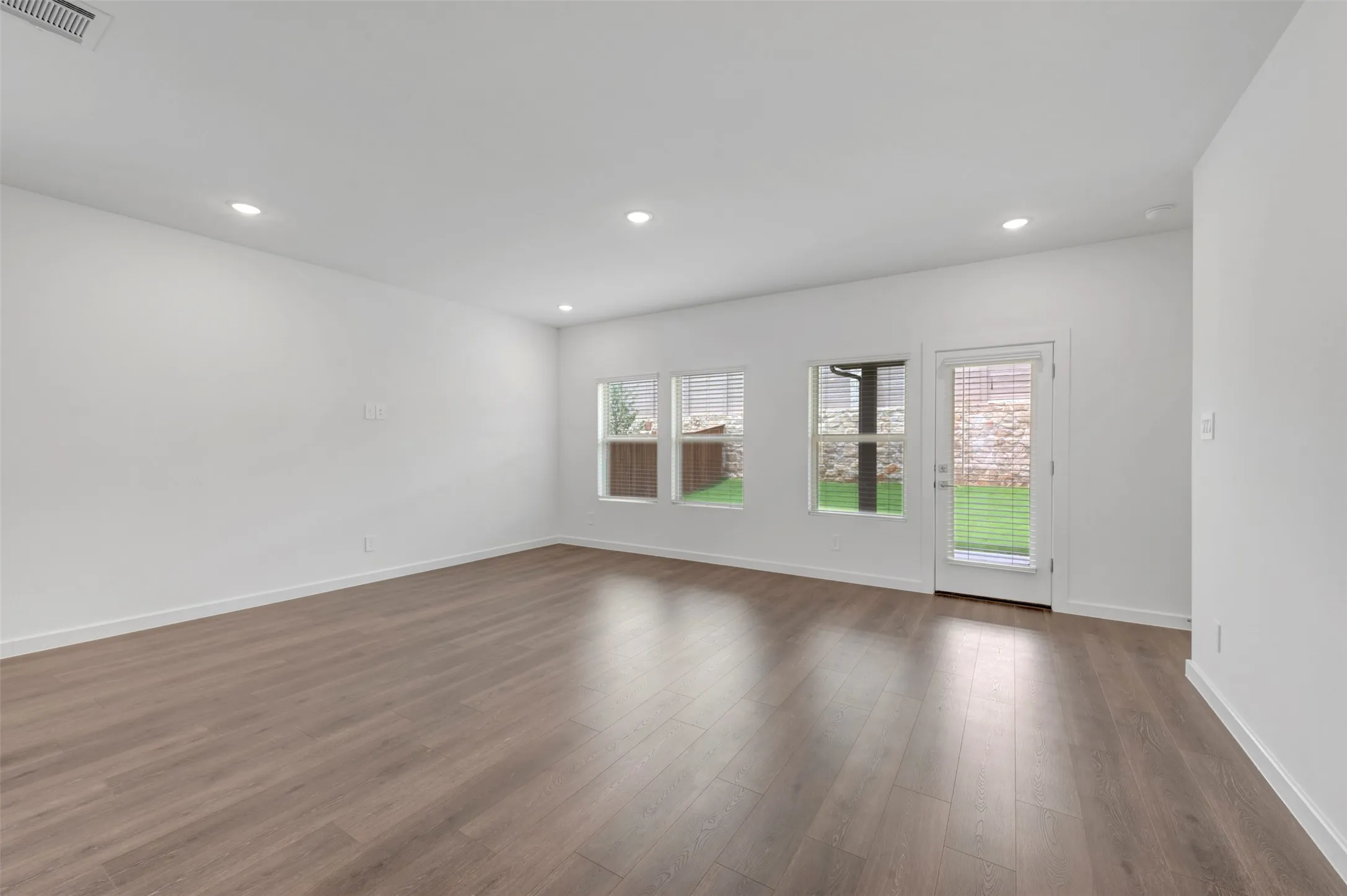 Single Family Residence For Sale in Wise County , 144 Summer Rain Way, Newark, Texas 76071, 5 Bedroom, 3 Bathroom, 2 Garage spaces, 2,655 Sqft, built in 2026, New Construction - Incomplete, mls#21230988, Real Estate Agent in Newark, Homes For Sale in Wise county, Homes For Sale in Newark, Realtor in Newark Texas, Real Estate Brokerage Independent Realty Texas, Luminita Cordes Realtor