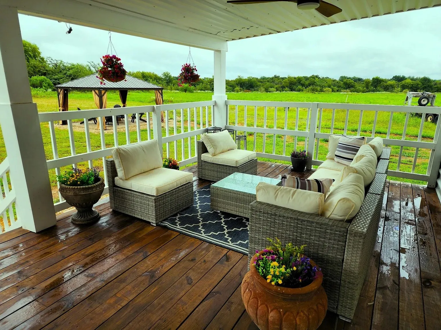 Single Family Residence For Sale in Hunt County , 5795 Fm 513 S, Lone Oak, Texas 75453, 5 Bedroom, 4 Bathroom, 2 Garage spaces, 3,200 Sqft, built in 2022, mls#21231006, Real Estate Agent in Lone Oak, Homes For Sale in Hunt county, Homes For Sale in Lone Oak, Realtor in Lone Oak Texas, Real Estate Brokerage Independent Realty Texas, Luminita Cordes Realtor