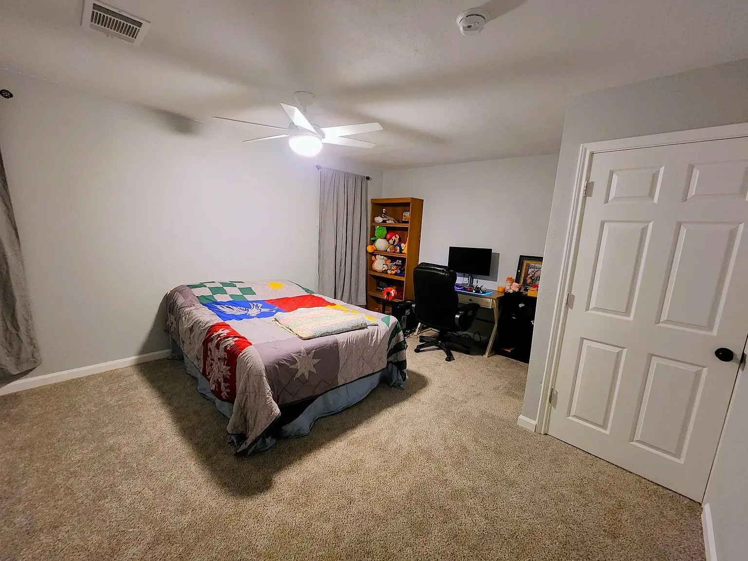 Single Family Residence For Sale in Hunt County , 5795 Fm 513 S, Lone Oak, Texas 75453, 5 Bedroom, 4 Bathroom, 2 Garage spaces, 3,200 Sqft, built in 2022, mls#21231006, Real Estate Agent in Lone Oak, Homes For Sale in Hunt county, Homes For Sale in Lone Oak, Realtor in Lone Oak Texas, Real Estate Brokerage Independent Realty Texas, Luminita Cordes Realtor