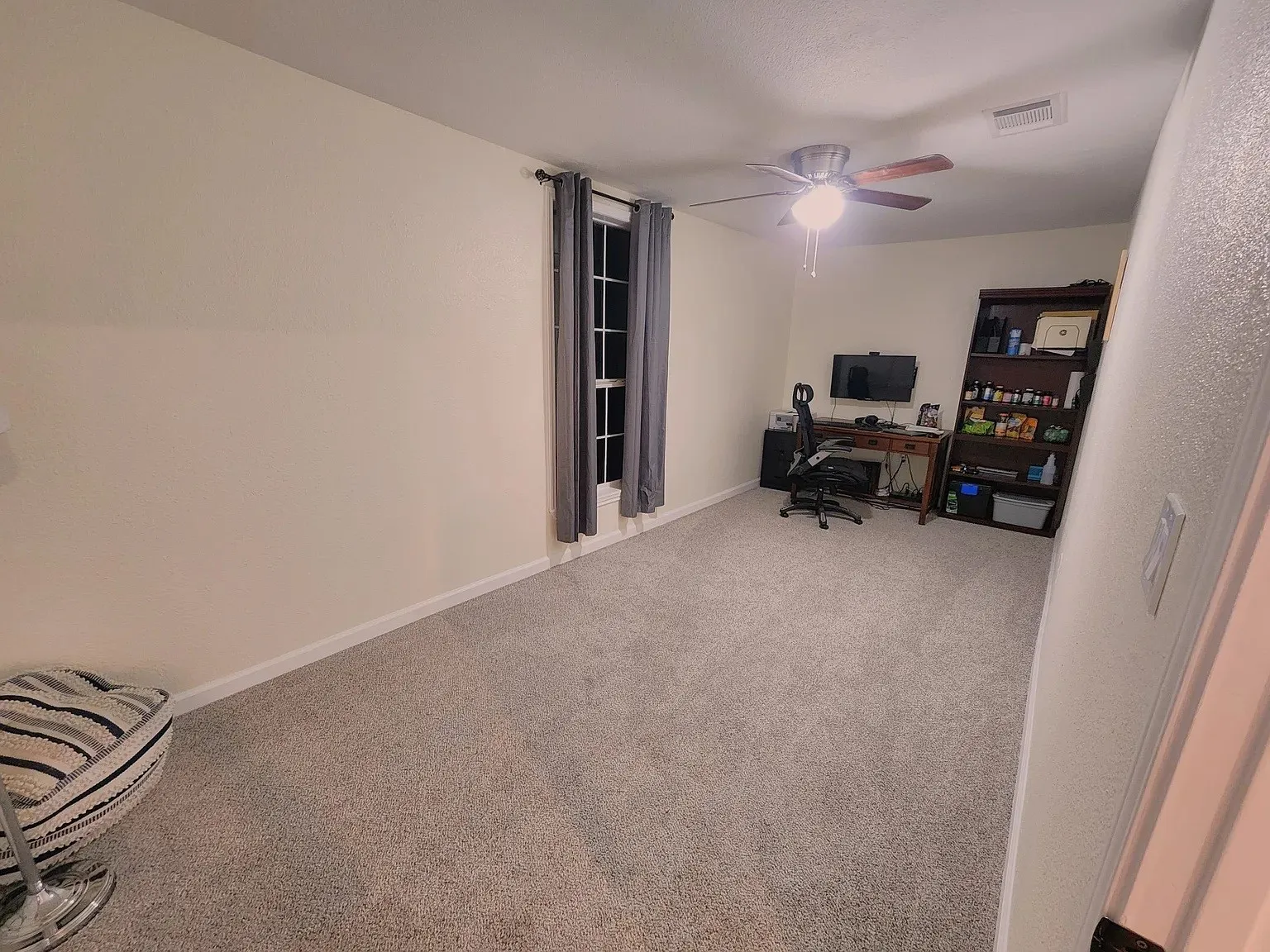 Single Family Residence For Sale in Hunt County , 5795 Fm 513 S, Lone Oak, Texas 75453, 5 Bedroom, 4 Bathroom, 2 Garage spaces, 3,200 Sqft, built in 2022, mls#21231006, Real Estate Agent in Lone Oak, Homes For Sale in Hunt county, Homes For Sale in Lone Oak, Realtor in Lone Oak Texas, Real Estate Brokerage Independent Realty Texas, Luminita Cordes Realtor
