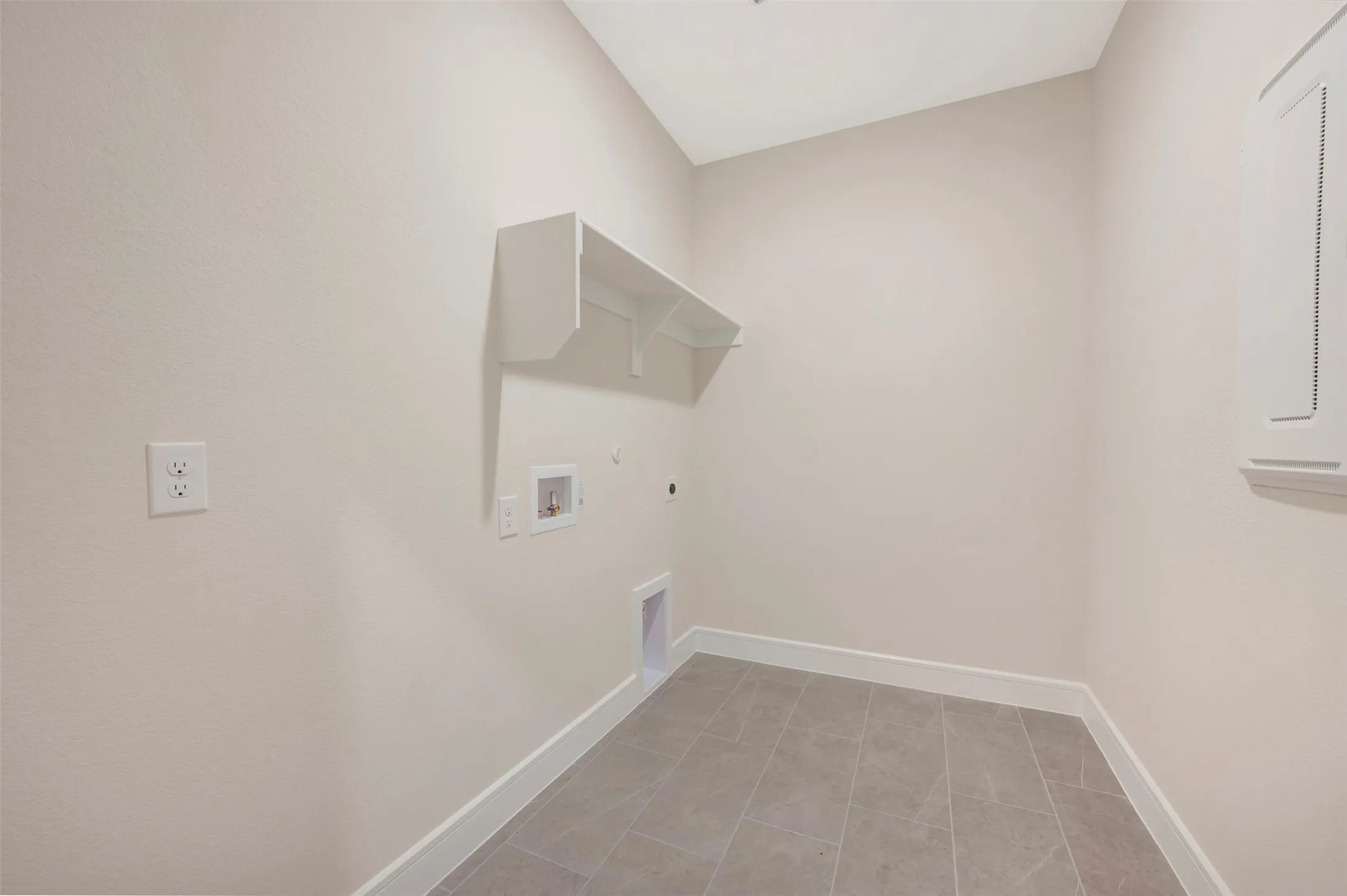 Single Family Residence For Sale in Collin County , 1289 Butterfly Dale Drive, Lavon, Texas 75166, 4 Bedroom, 3 Bathroom, 3 Garage spaces, 2,825 Sqft, built in 2026, New Construction - Incomplete, mls#21231036, Real Estate Agent in Lavon, Homes For Sale in Collin county, Homes For Sale in Lavon, Realtor in Lavon Texas, Real Estate Brokerage Independent Realty Texas, Luminita Cordes Realtor
