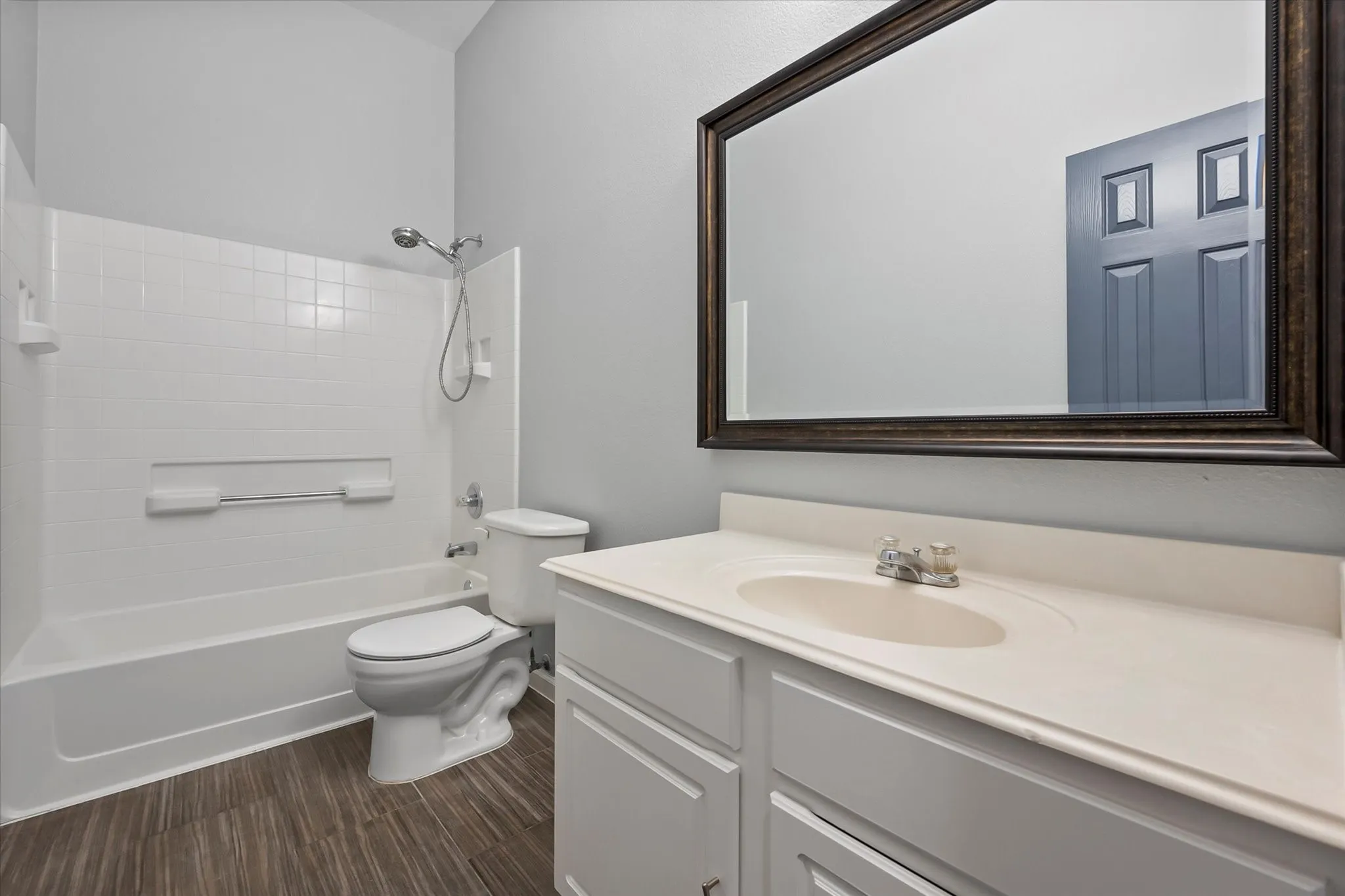 Secondary bathroom
