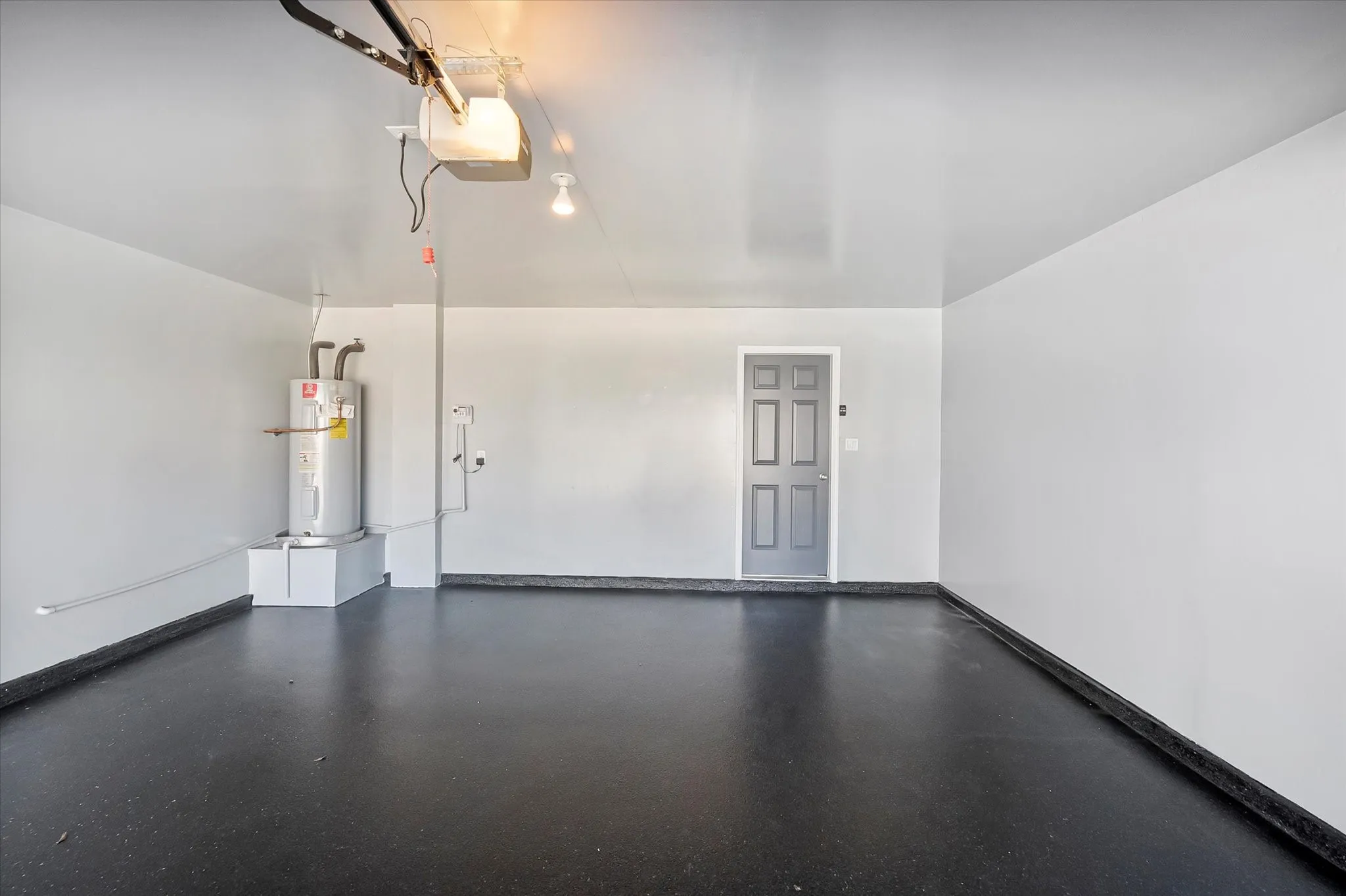 Single Family Residence For Rent in Tarrant County , 2204 Windcastle Drive, Mansfield, Texas 76063, 3 Bedroom, 2 Bathroom, 2 Garage spaces, 2,226 Sqft, built in 2004, Preowned, mls#21230579, Real Estate Agent in Mansfield, Homes For Rent in Tarrant county, Homes For Rent in Mansfield, Realtor in Mansfield Texas, Real Estate Brokerage Independent Realty Texas, Luminita Cordes Realtor