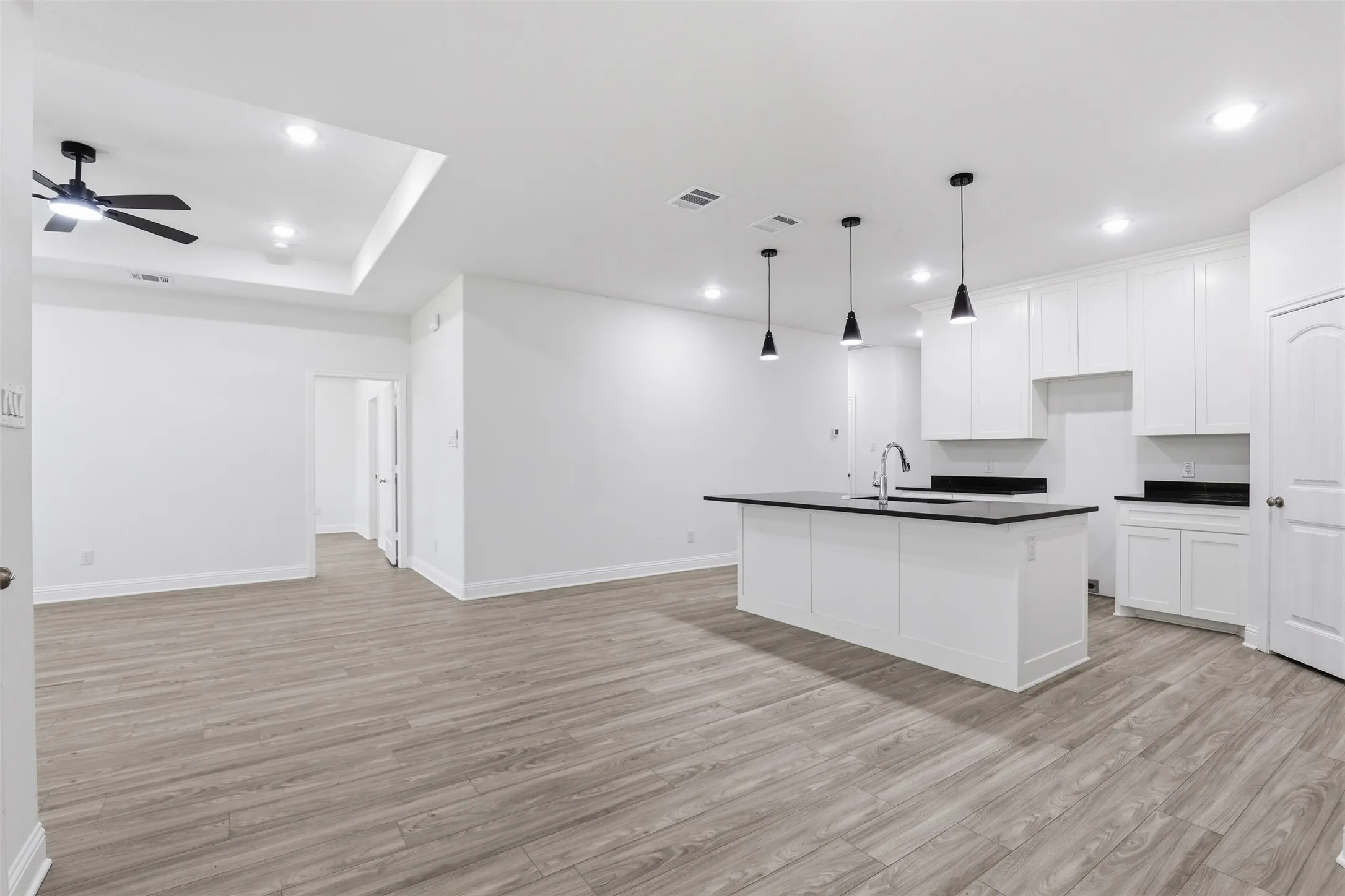 Single Family Residence For Sale in Tarrant County , 2611 Hunting Drive, Fort Worth, Texas 76119, 4 Bedroom, 2 Bathroom, 2 Garage spaces, 1,682 Sqft, built in 2026, New Construction - Complete, mls#21229373, Real Estate Agent in Fort Worth, Homes For Sale in Tarrant county, Homes For Sale in Fort Worth, Realtor in Fort Worth Texas, Real Estate Brokerage Independent Realty Texas, Luminita Cordes Realtor