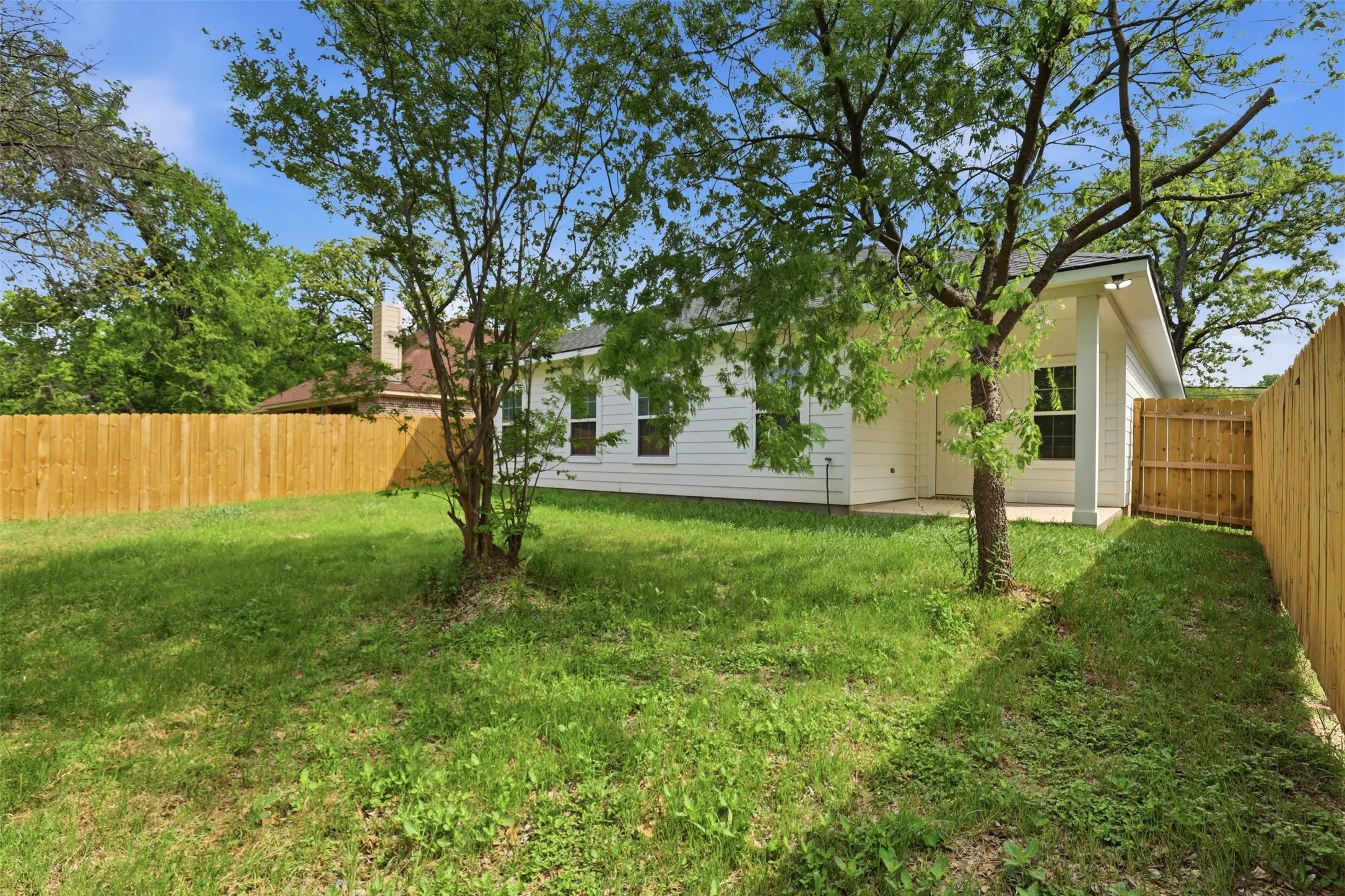 Single Family Residence For Sale in Tarrant County , 2611 Hunting Drive, Fort Worth, Texas 76119, 4 Bedroom, 2 Bathroom, 2 Garage spaces, 1,682 Sqft, built in 2026, New Construction - Complete, mls#21229373, Real Estate Agent in Fort Worth, Homes For Sale in Tarrant county, Homes For Sale in Fort Worth, Realtor in Fort Worth Texas, Real Estate Brokerage Independent Realty Texas, Luminita Cordes Realtor