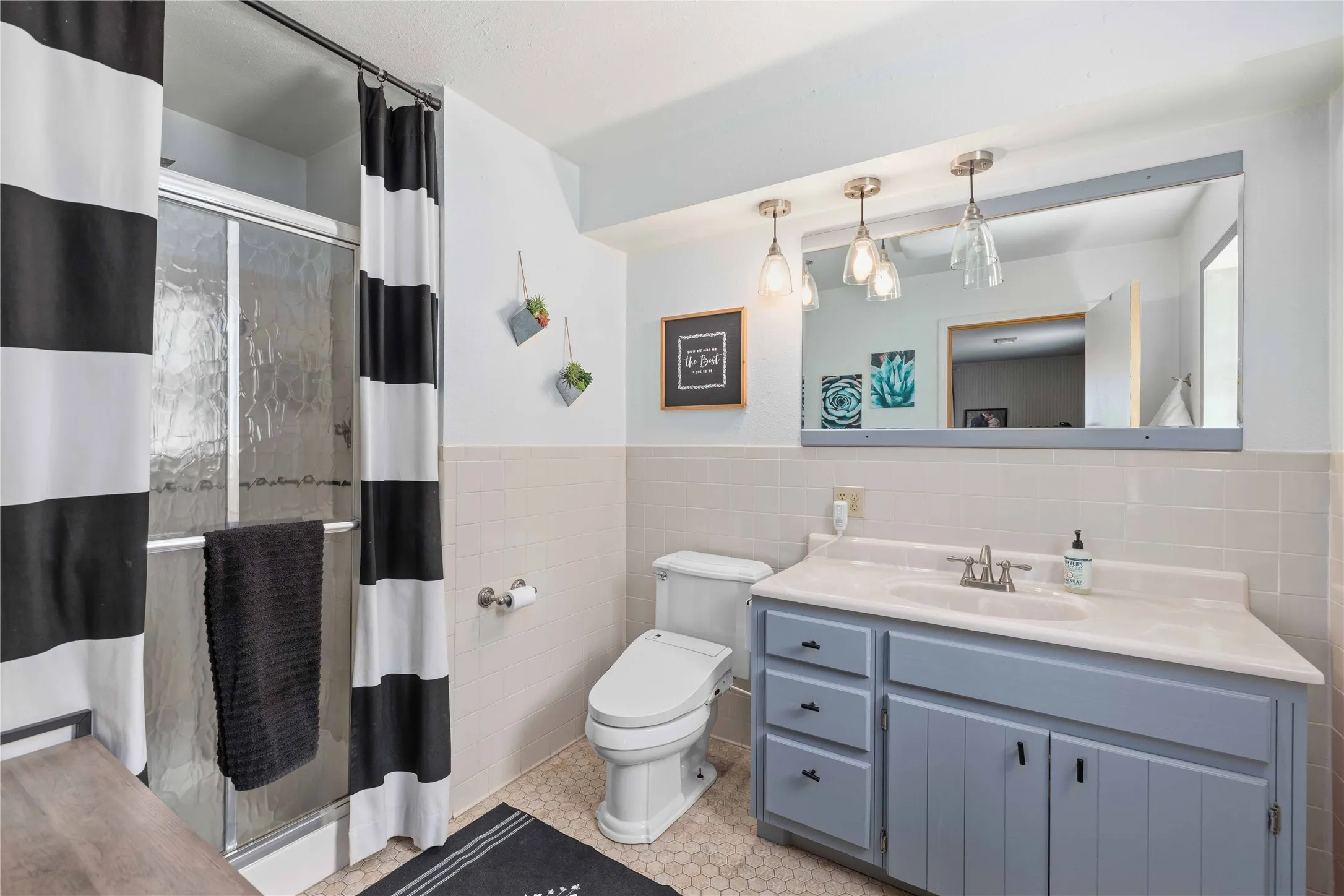 Single Family Residence For Sale in Mills County , 54 County Road 407, Goldthwaite, Texas 76844, 3 Bedrooms, 3 Bathrooms, Garage spaces, 3,480 Sqft, built in 2004, Preowned, Price $485,900, mls#21229722, Real Estate Agent in Goldthwaite, Homes For Sale in Mills county, Homes For Sale in Goldthwaite, Realtor in Goldthwaite Texas, Real Estate Brokerage Independent Realty Texas, Luminita Cordes Realtor