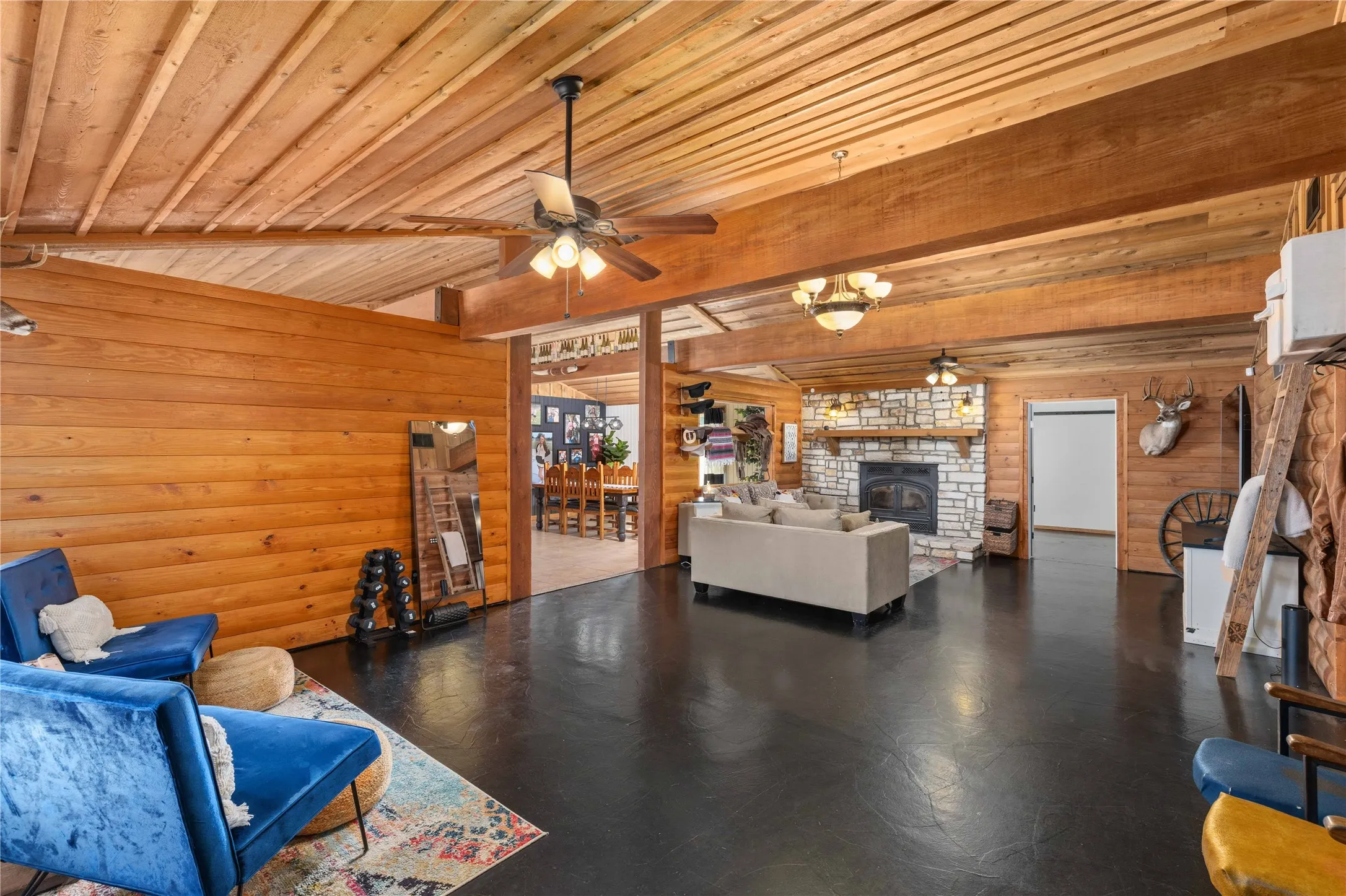Single Family Residence For Sale in Mills County , 54 County Road 407, Goldthwaite, Texas 76844, 3 Bedrooms, 3 Bathrooms, Garage spaces, 3,480 Sqft, built in 2004, Preowned, Price $485,900, mls#21229722, Real Estate Agent in Goldthwaite, Homes For Sale in Mills county, Homes For Sale in Goldthwaite, Realtor in Goldthwaite Texas, Real Estate Brokerage Independent Realty Texas, Luminita Cordes Realtor