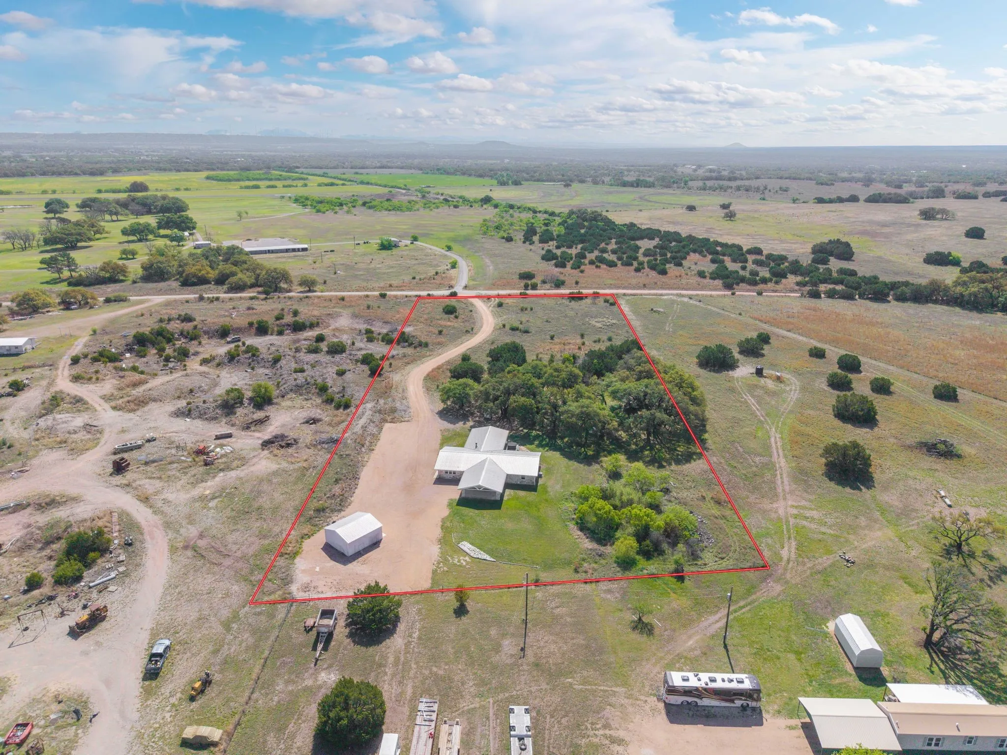 Single Family Residence For Sale in Mills County , 54 County Road 407, Goldthwaite, Texas 76844, 3 Bedrooms, 3 Bathrooms, Garage spaces, 3,480 Sqft, built in 2004, Preowned, Price $485,900, mls#21229722, Real Estate Agent in Goldthwaite, Homes For Sale in Mills county, Homes For Sale in Goldthwaite, Realtor in Goldthwaite Texas, Real Estate Brokerage Independent Realty Texas, Luminita Cordes Realtor