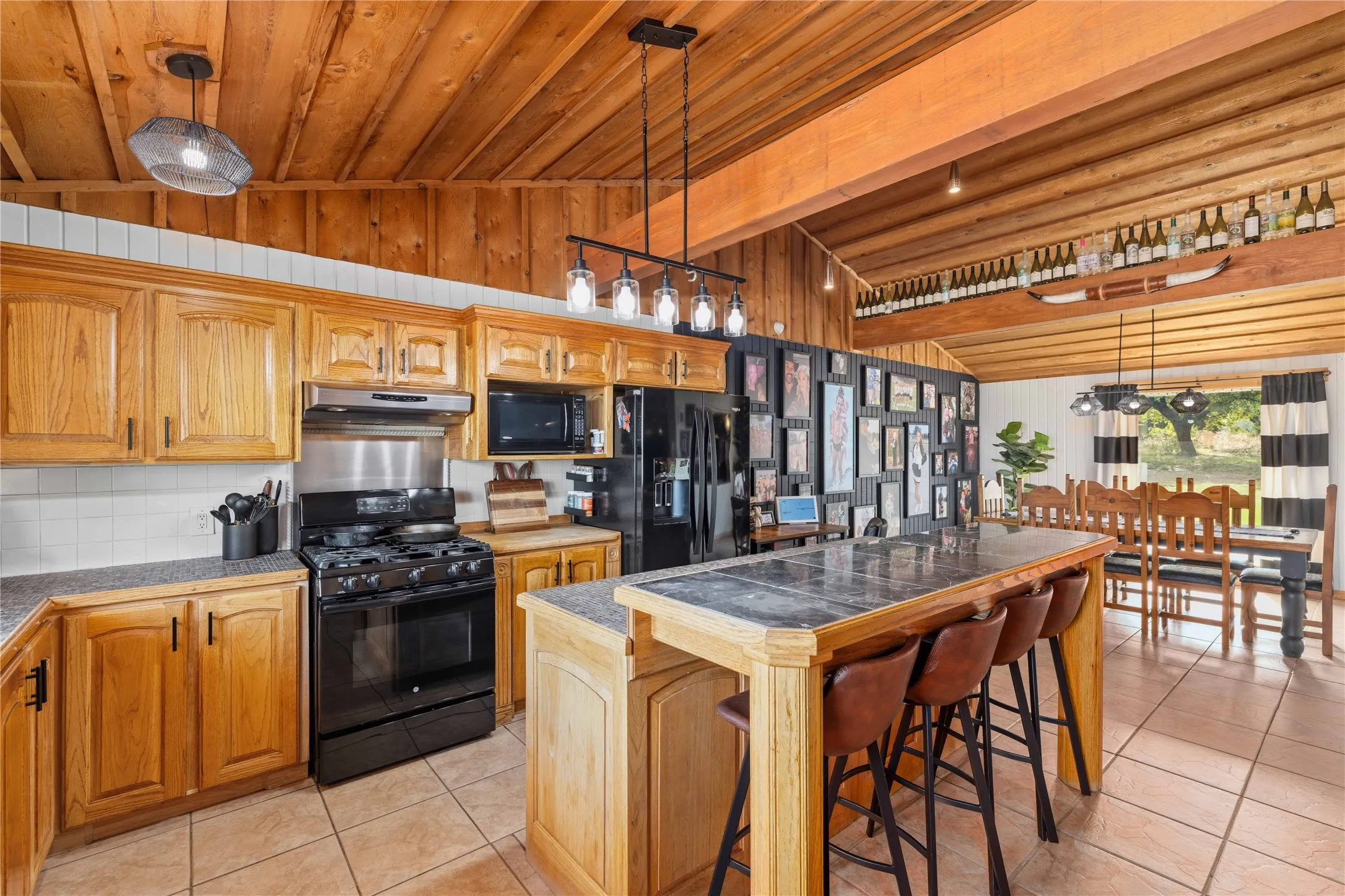 Single Family Residence For Sale in Mills County , 54 County Road 407, Goldthwaite, Texas 76844, 3 Bedrooms, 3 Bathrooms, Garage spaces, 3,480 Sqft, built in 2004, Preowned, Price $485,900, mls#21229722, Real Estate Agent in Goldthwaite, Homes For Sale in Mills county, Homes For Sale in Goldthwaite, Realtor in Goldthwaite Texas, Real Estate Brokerage Independent Realty Texas, Luminita Cordes Realtor