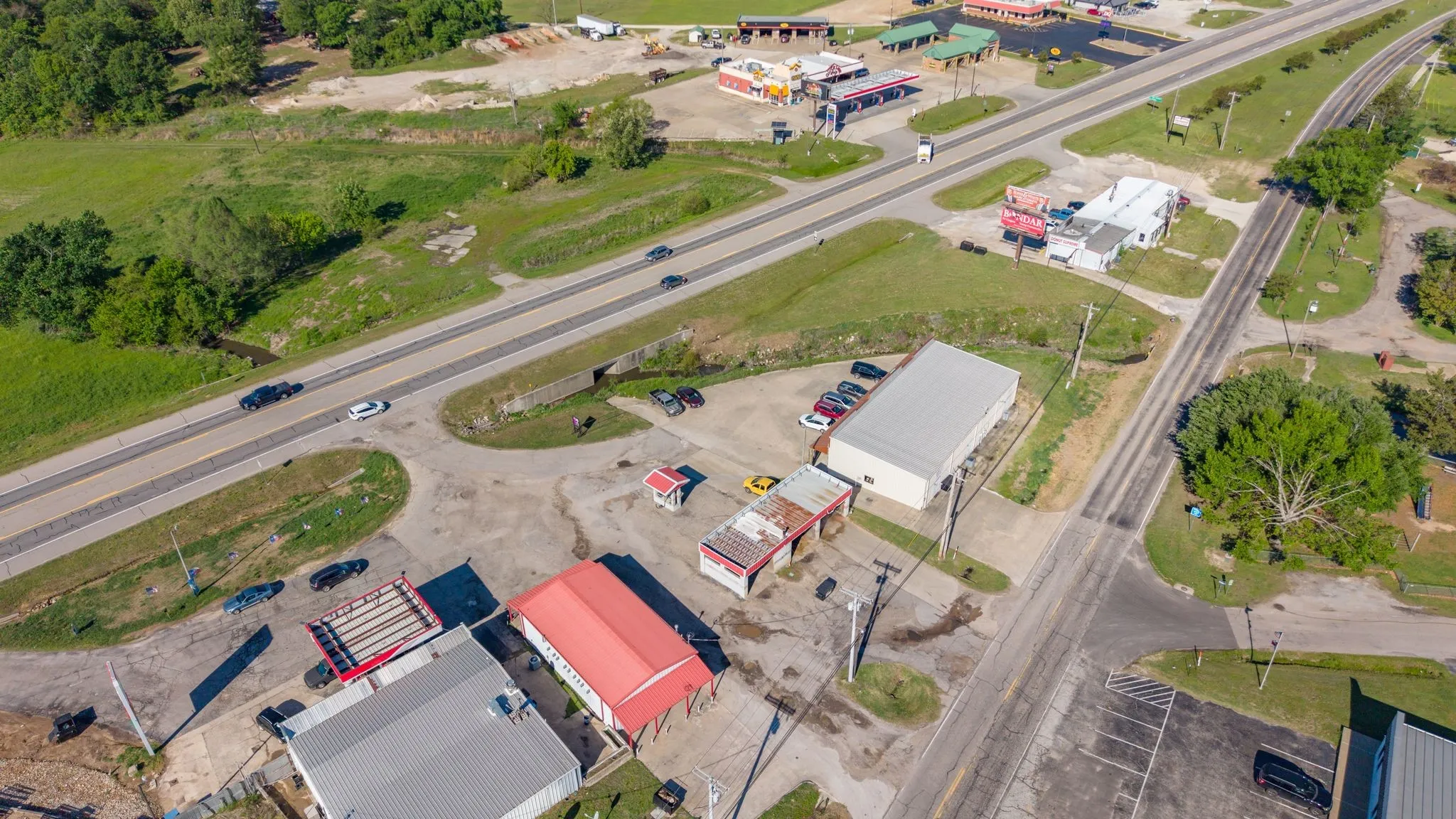 Business For Sale in Rains County , 316 W Lennon, Emory, Texas 75440, 0, 0, Garage spaces, 0 Sqft, built in 1980, Preowned, mls#21231066, Real Estate Agent in Emory, Homes For Sale in Rains county, Homes For Sale in Emory, Realtor in Emory Texas, Real Estate Brokerage Independent Realty Texas, Luminita Cordes Realtor