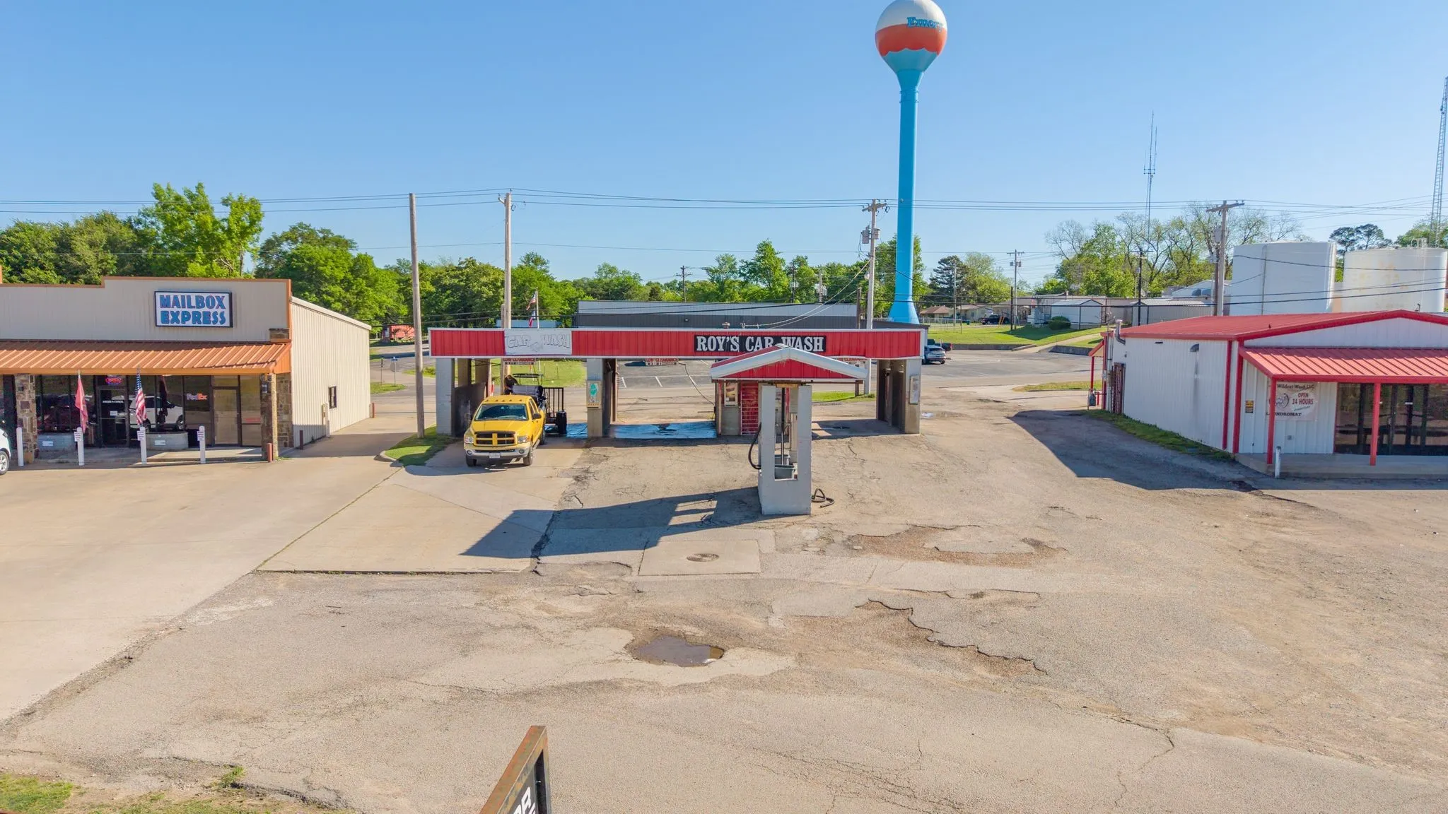 Business For Sale in Rains County , 316 W Lennon, Emory, Texas 75440, 0, 0, Garage spaces, 0 Sqft, built in 1980, Preowned, mls#21231066, Real Estate Agent in Emory, Homes For Sale in Rains county, Homes For Sale in Emory, Realtor in Emory Texas, Real Estate Brokerage Independent Realty Texas, Luminita Cordes Realtor