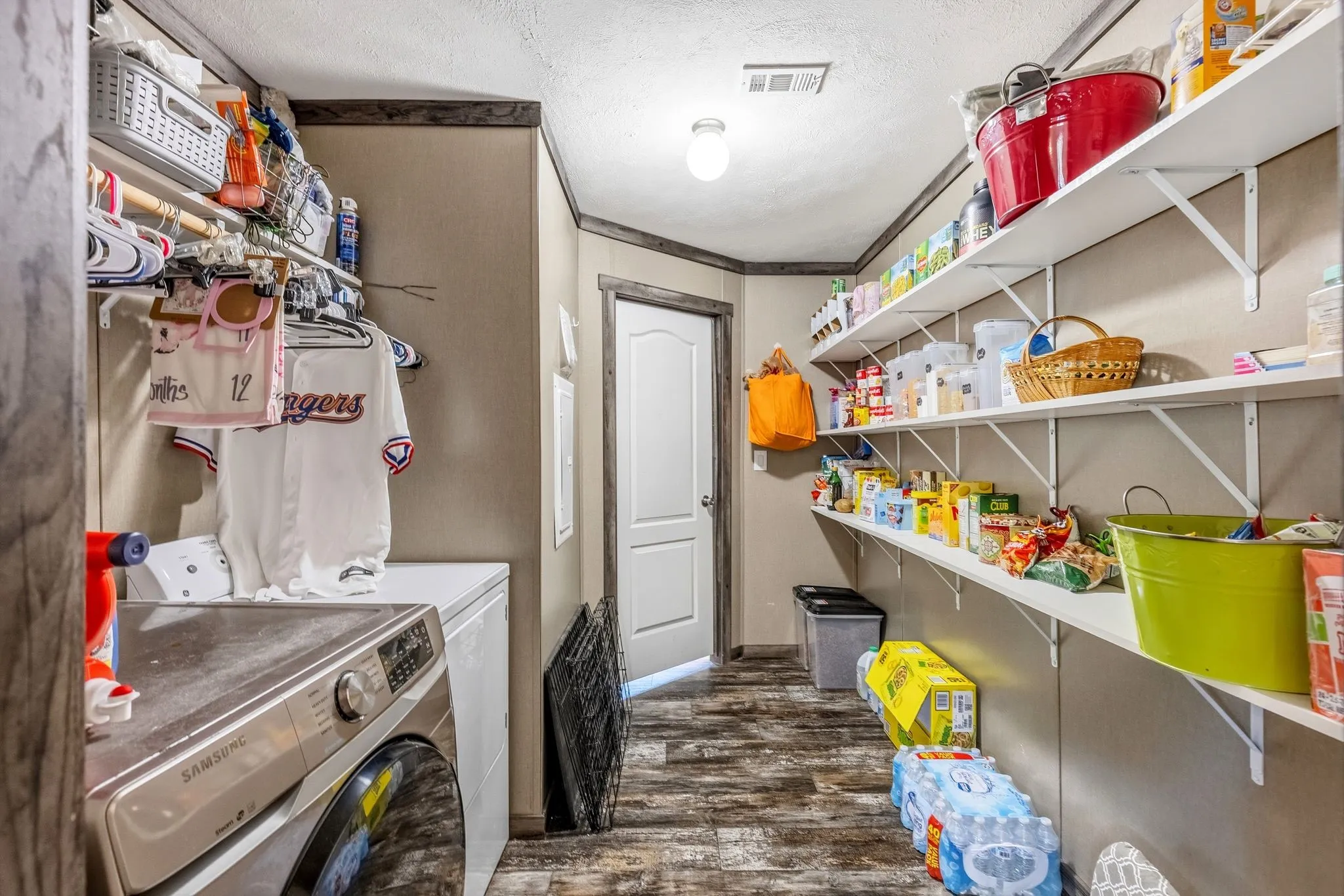 Single Family Residence For Sale in Rains County , 151 Hilltop Lane, Emory, Texas 75440, 4 Bedroom, 3 Bathroom, Garage spaces, 2,906 Sqft, built in 2020, mls#21231125, Real Estate Agent in Emory, Homes For Sale in Rains county, Homes For Sale in Emory, Realtor in Emory Texas, Real Estate Brokerage Independent Realty Texas, Luminita Cordes Realtor