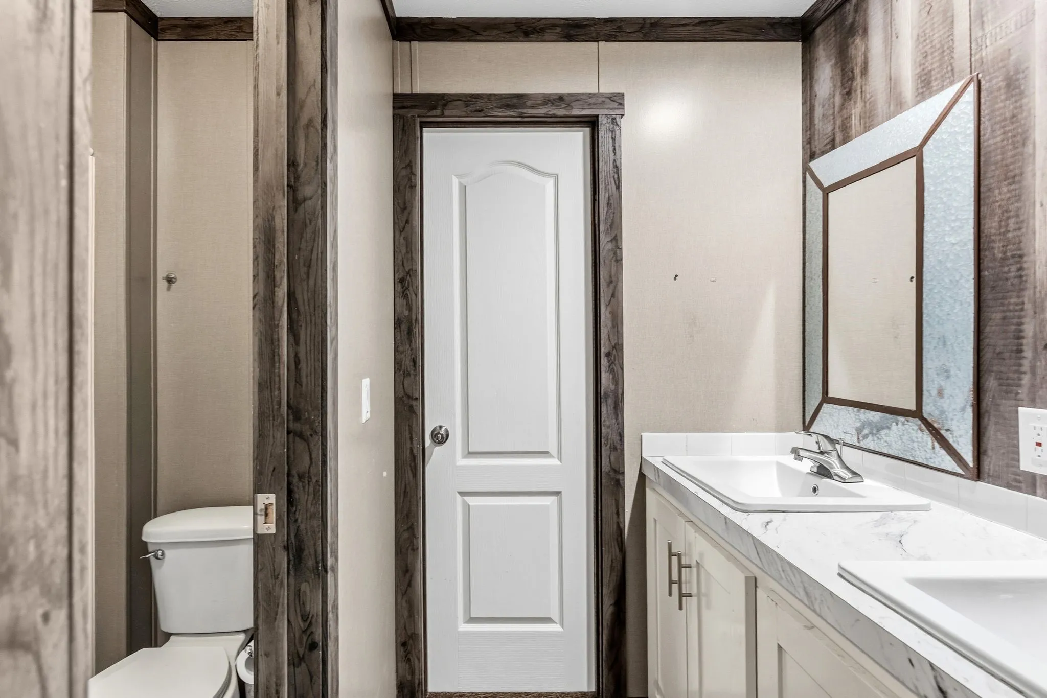 Single Family Residence For Sale in Rains County , 151 Hilltop Lane, Emory, Texas 75440, 4 Bedroom, 3 Bathroom, Garage spaces, 2,906 Sqft, built in 2020, mls#21231125, Real Estate Agent in Emory, Homes For Sale in Rains county, Homes For Sale in Emory, Realtor in Emory Texas, Real Estate Brokerage Independent Realty Texas, Luminita Cordes Realtor
