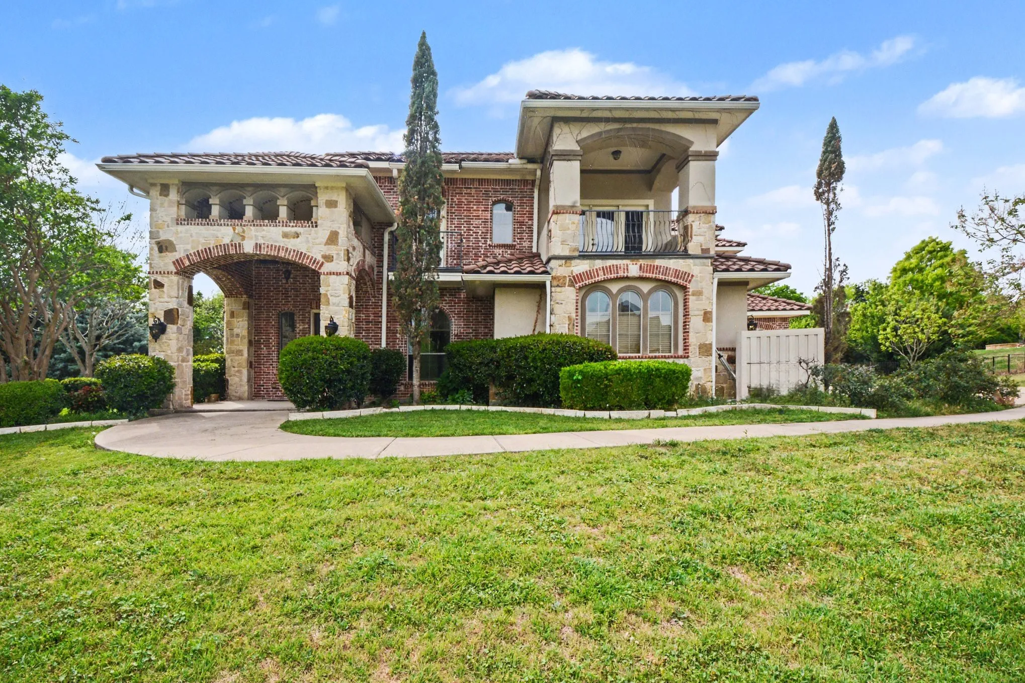 Single Family Residence For Sale in Collin County , 2330 Purdue Drive, Lucas, Texas 75002, 4 Bedroom, 4 Bathroom, 3 Garage spaces, 4,618 Sqft, built in 2007, mls#21231056, Real Estate Agent in Lucas, Homes For Sale in Collin county, Homes For Sale in Lucas, Realtor in Lucas Texas, Real Estate Brokerage Independent Realty Texas, Luminita Cordes Realtor