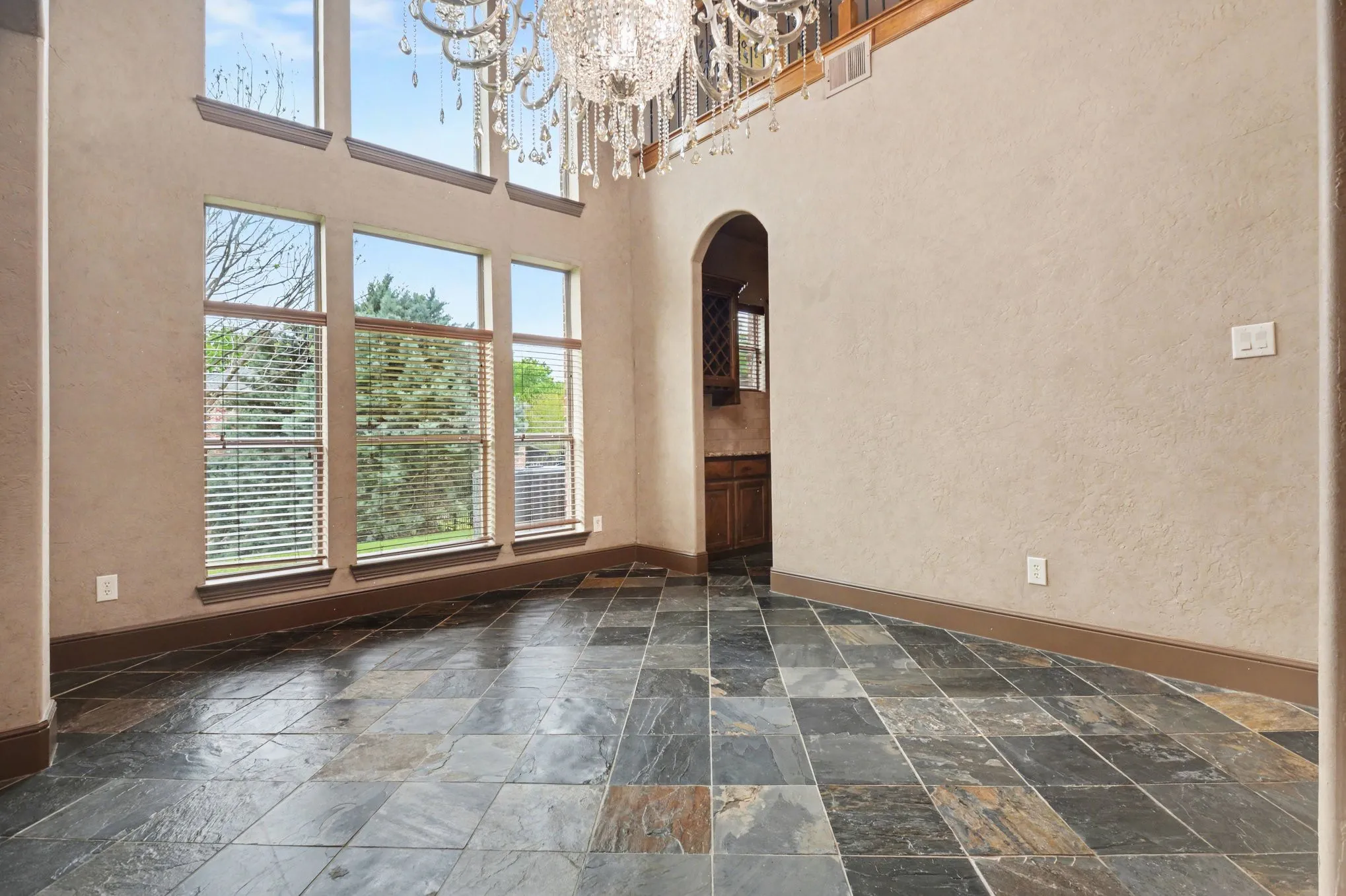 Single Family Residence For Sale in Collin County , 2330 Purdue Drive, Lucas, Texas 75002, 4 Bedroom, 4 Bathroom, 3 Garage spaces, 4,618 Sqft, built in 2007, mls#21231056, Real Estate Agent in Lucas, Homes For Sale in Collin county, Homes For Sale in Lucas, Realtor in Lucas Texas, Real Estate Brokerage Independent Realty Texas, Luminita Cordes Realtor