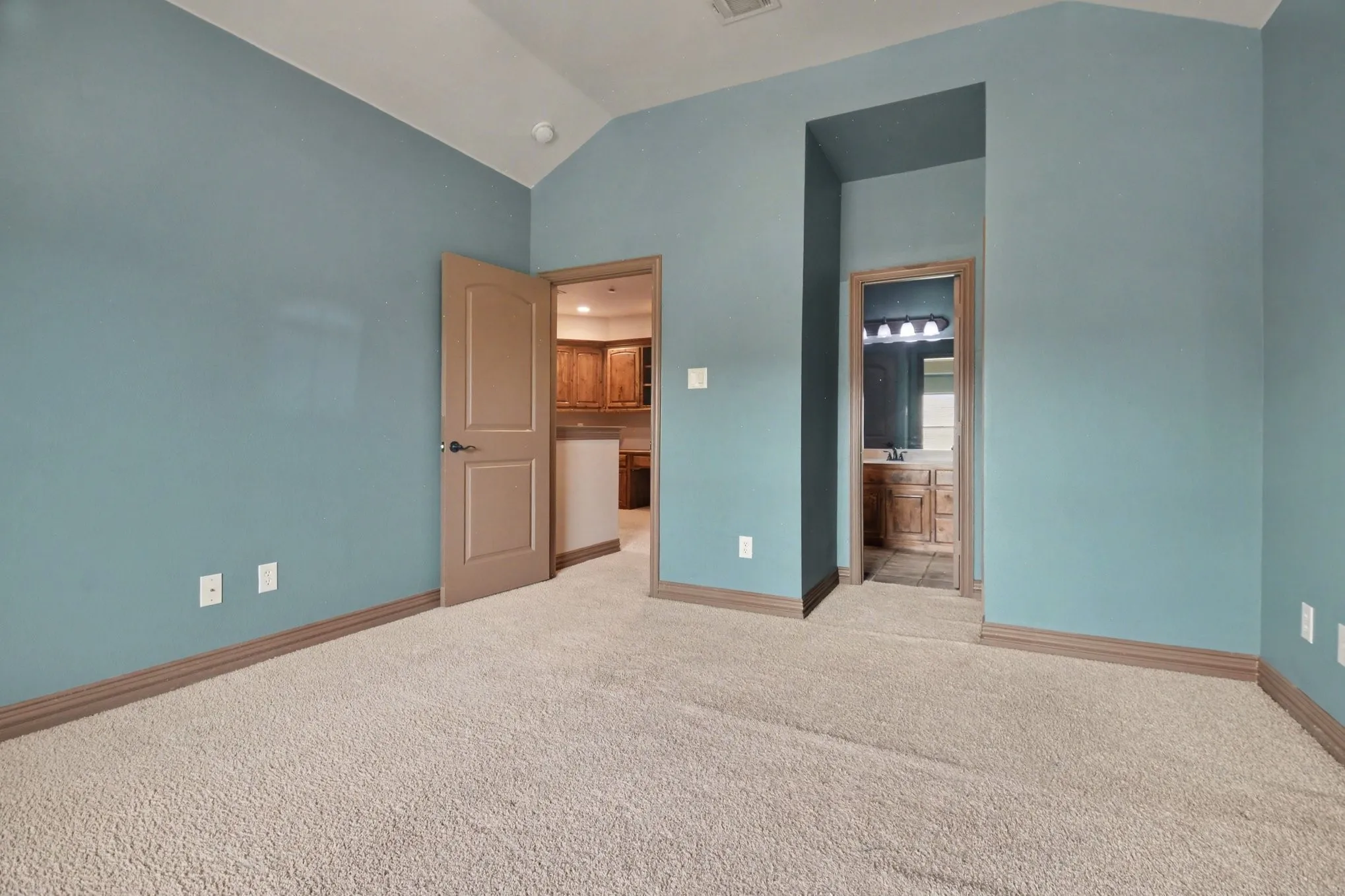 Single Family Residence For Sale in Collin County , 2330 Purdue Drive, Lucas, Texas 75002, 4 Bedroom, 4 Bathroom, 3 Garage spaces, 4,618 Sqft, built in 2007, mls#21231056, Real Estate Agent in Lucas, Homes For Sale in Collin county, Homes For Sale in Lucas, Realtor in Lucas Texas, Real Estate Brokerage Independent Realty Texas, Luminita Cordes Realtor