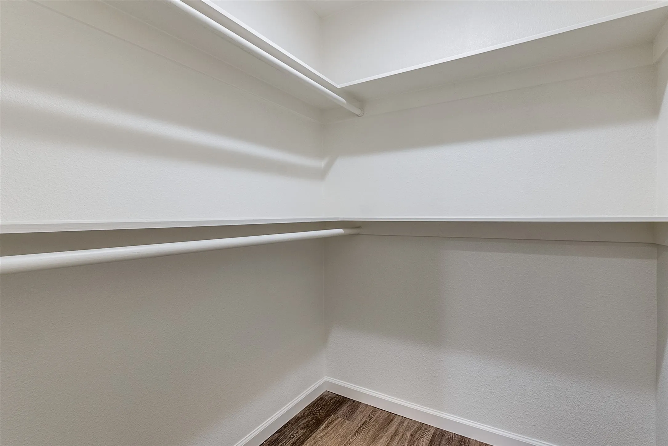 Single Family Residence For Sale in Dallas County , 4228 Motley Drive, Mesquite, Texas 75150, 3 Bedrooms, 2 Bathrooms, 2 Garage spaces, 1,342 Sqft, built in 1956, Preowned, Price $253,000, mls#21231215, Real Estate Agent in Mesquite, Homes For Sale in Dallas county, Homes For Sale in Mesquite, Realtor in Mesquite Texas, Real Estate Brokerage Independent Realty Texas, Luminita Cordes Realtor