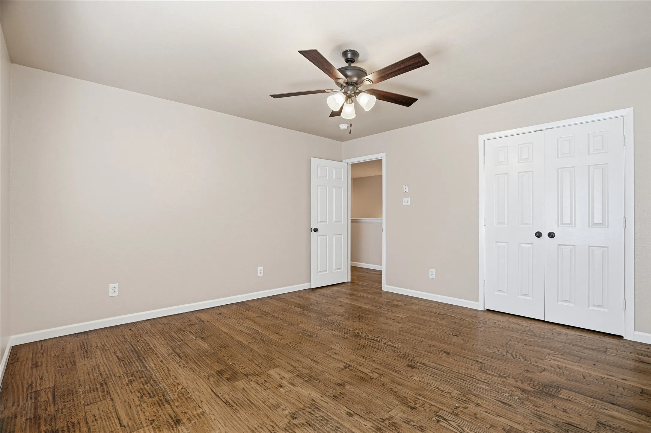 Single Family Residence For Sale in Tarrant County , 2133 Rustic Ridge Drive, Keller, Texas 76248, 4 Bedroom, 3 Bathroom, 2 Garage spaces, 3,244 Sqft, built in 1998, mls#21231085, Real Estate Agent in Keller, Homes For Sale in Tarrant county, Homes For Sale in Keller, Realtor in Keller Texas, Real Estate Brokerage Independent Realty Texas, Luminita Cordes Realtor