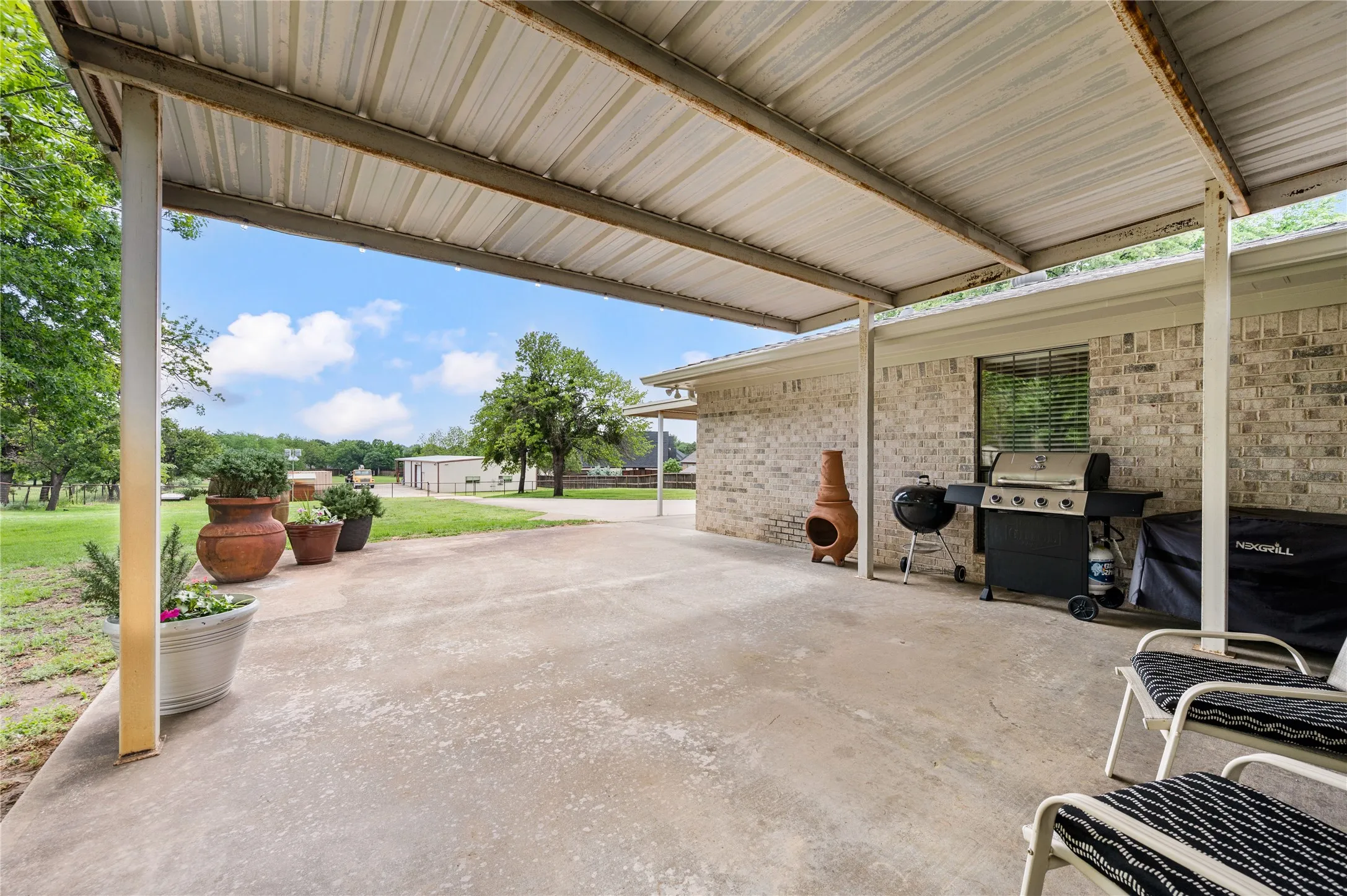 Single Family Residence For Sale in Tarrant County , 505 W Mcdonwell School Road, Colleyville, Texas 76034, 3 Bedroom, 4 Bathroom, 2 Garage spaces, 2,976 Sqft, built in 1981, Price $1,867,000, mls#21230384, Real Estate Agent in Colleyville, Homes For Sale in Tarrant county, Homes For Sale in Colleyville, Realtor in Colleyville Texas, Real Estate Brokerage Independent Realty Texas, Luminita Cordes Realtor