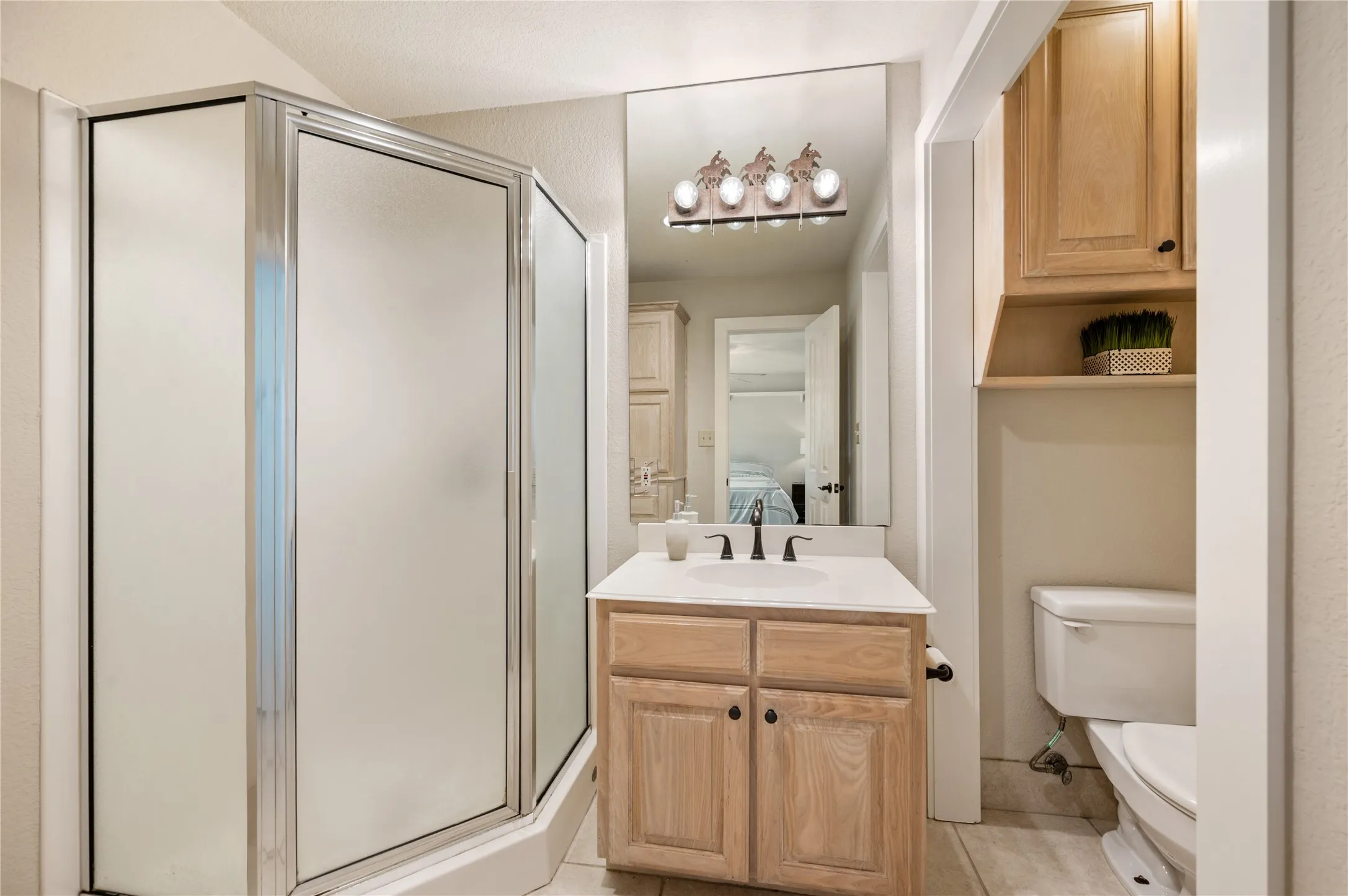 Single Family Residence For Sale in Tarrant County , 505 W Mcdonwell School Road, Colleyville, Texas 76034, 3 Bedroom, 4 Bathroom, 2 Garage spaces, 2,976 Sqft, built in 1981, Price $1,867,000, mls#21230384, Real Estate Agent in Colleyville, Homes For Sale in Tarrant county, Homes For Sale in Colleyville, Realtor in Colleyville Texas, Real Estate Brokerage Independent Realty Texas, Luminita Cordes Realtor