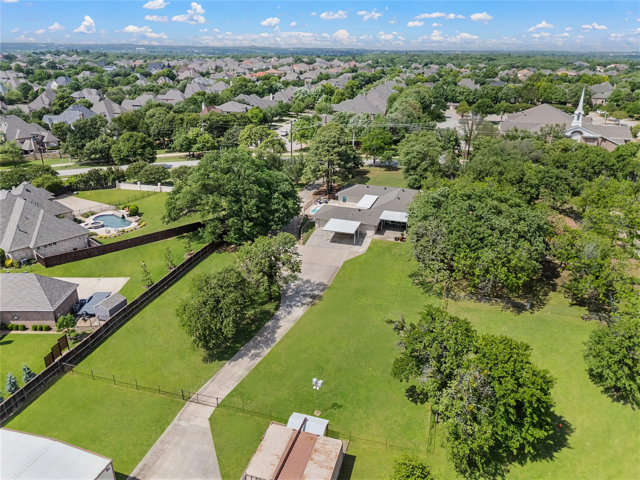 Single Family Residence For Sale in Tarrant County , 505 W Mcdonwell School Road, Colleyville, Texas 76034, 3 Bedroom, 4 Bathroom, 2 Garage spaces, 2,976 Sqft, built in 1981, Price $1,867,000, mls#21230384, Real Estate Agent in Colleyville, Homes For Sale in Tarrant county, Homes For Sale in Colleyville, Realtor in Colleyville Texas, Real Estate Brokerage Independent Realty Texas, Luminita Cordes Realtor