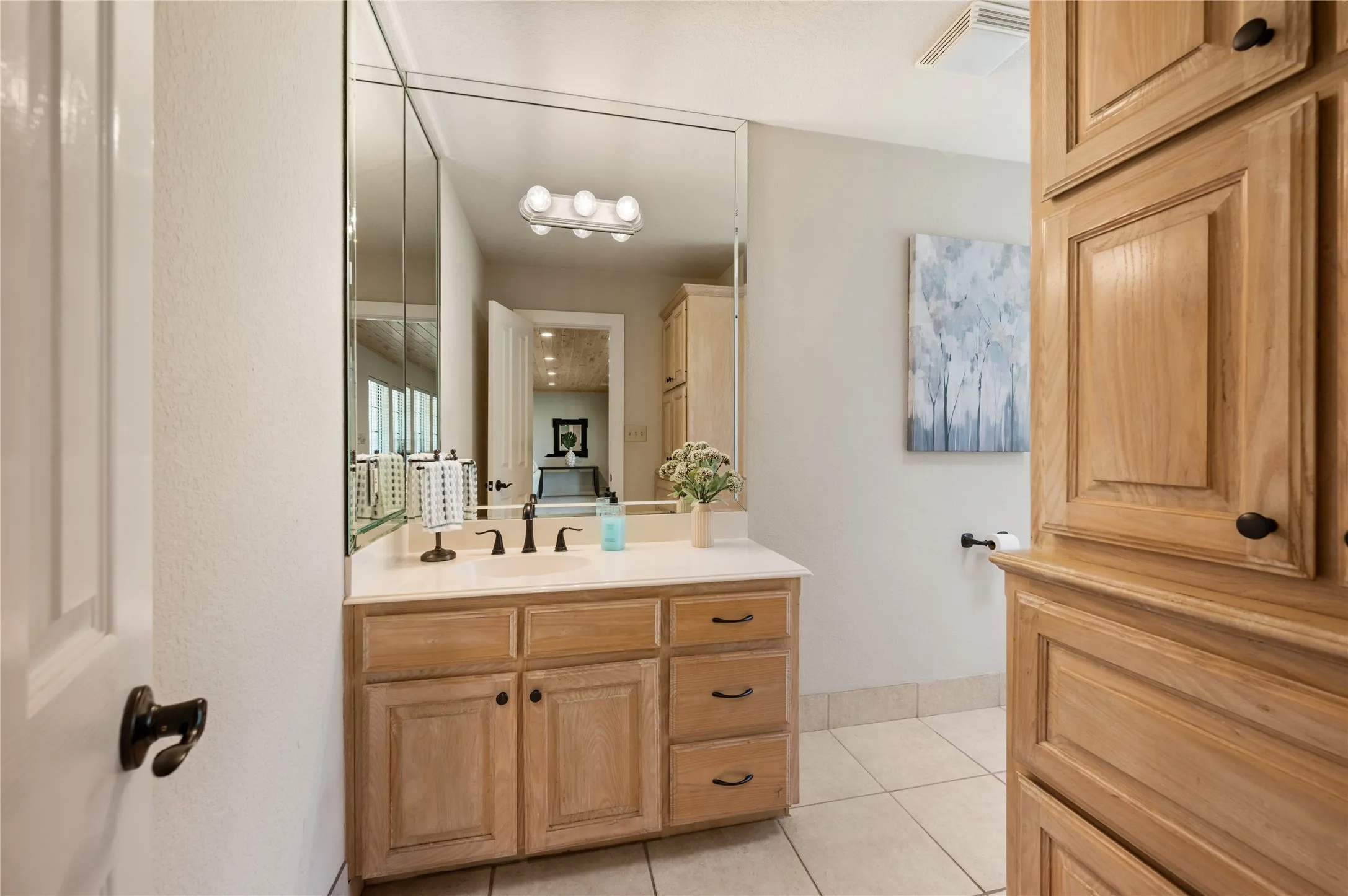 Single Family Residence For Sale in Tarrant County , 505 W Mcdonwell School Road, Colleyville, Texas 76034, 3 Bedroom, 4 Bathroom, 2 Garage spaces, 2,976 Sqft, built in 1981, Price $1,867,000, mls#21230384, Real Estate Agent in Colleyville, Homes For Sale in Tarrant county, Homes For Sale in Colleyville, Realtor in Colleyville Texas, Real Estate Brokerage Independent Realty Texas, Luminita Cordes Realtor