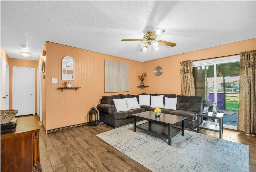 Single Family Residence For Sale in Collin County , 8501 Preston Trace Boulevard, Frisco, Texas 75033, 4 Bedroom, 2 Bathroom, Garage spaces, 1,141 Sqft, built in 1974, mls#21230345, Real Estate Agent in Frisco, Homes For Sale in Collin county, Homes For Sale in Frisco, Realtor in Frisco Texas, Real Estate Brokerage Independent Realty Texas, Luminita Cordes Realtor