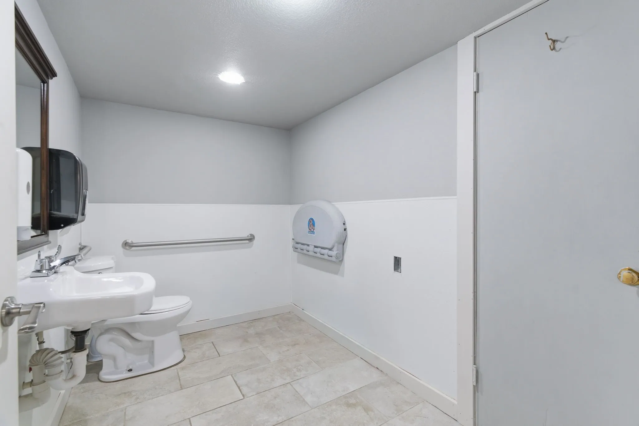 Retail For Sale in Eastland County , 612 Conrad Hilton Boulevard, Cisco, Texas 76437, 0, 0, Garage spaces, 0 Sqft, built in 1880, Preowned, Price $240,000, mls#21219208, Real Estate Agent in Cisco, Homes For Sale in Eastland county, Homes For Sale in Cisco, Realtor in Cisco Texas, Real Estate Brokerage Independent Realty Texas, Luminita Cordes Realtor