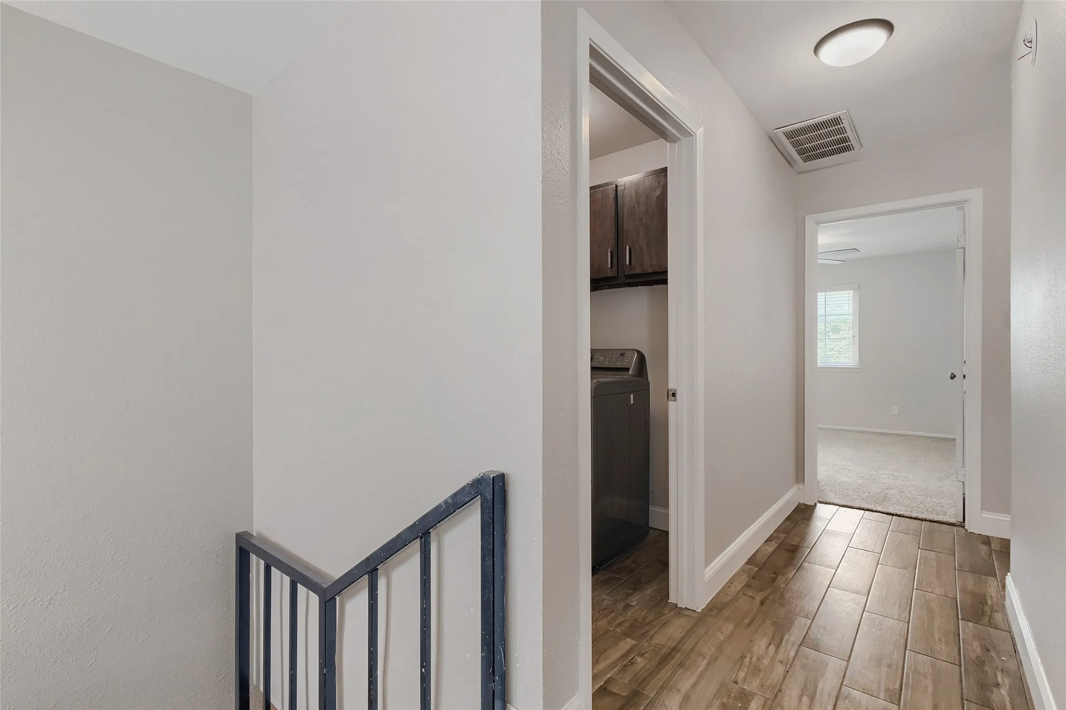 Single Family Residence For Sale in Tarrant County , 1624 Choteau Circle, Grapevine, Texas 76051, 3 Bedroom, 2 Bathroom, Garage spaces, 2,092 Sqft, built in 1977, mls#21195035, Real Estate Agent in Grapevine, Homes For Sale in Tarrant county, Homes For Sale in Grapevine, Realtor in Grapevine Texas, Real Estate Brokerage Independent Realty Texas, Luminita Cordes Realtor