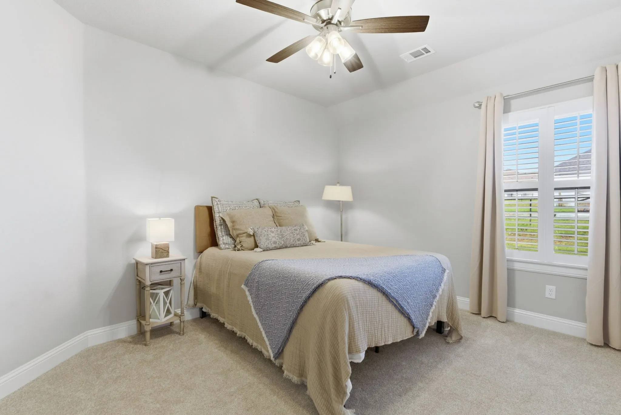 Single Family Residence For Sale in Parker County , 1016 Paradise Parkway, Poolville, Texas 76487, 5 Bedrooms, 3 Bathrooms, 2 Garage spaces, 2,728 Sqft, built in 2023, Price $745,000, mls#21227264, Real Estate Agent in Poolville, Homes For Sale in Parker county, Homes For Sale in Poolville, Realtor in Poolville Texas, Real Estate Brokerage Independent Realty Texas, Luminita Cordes Realtor