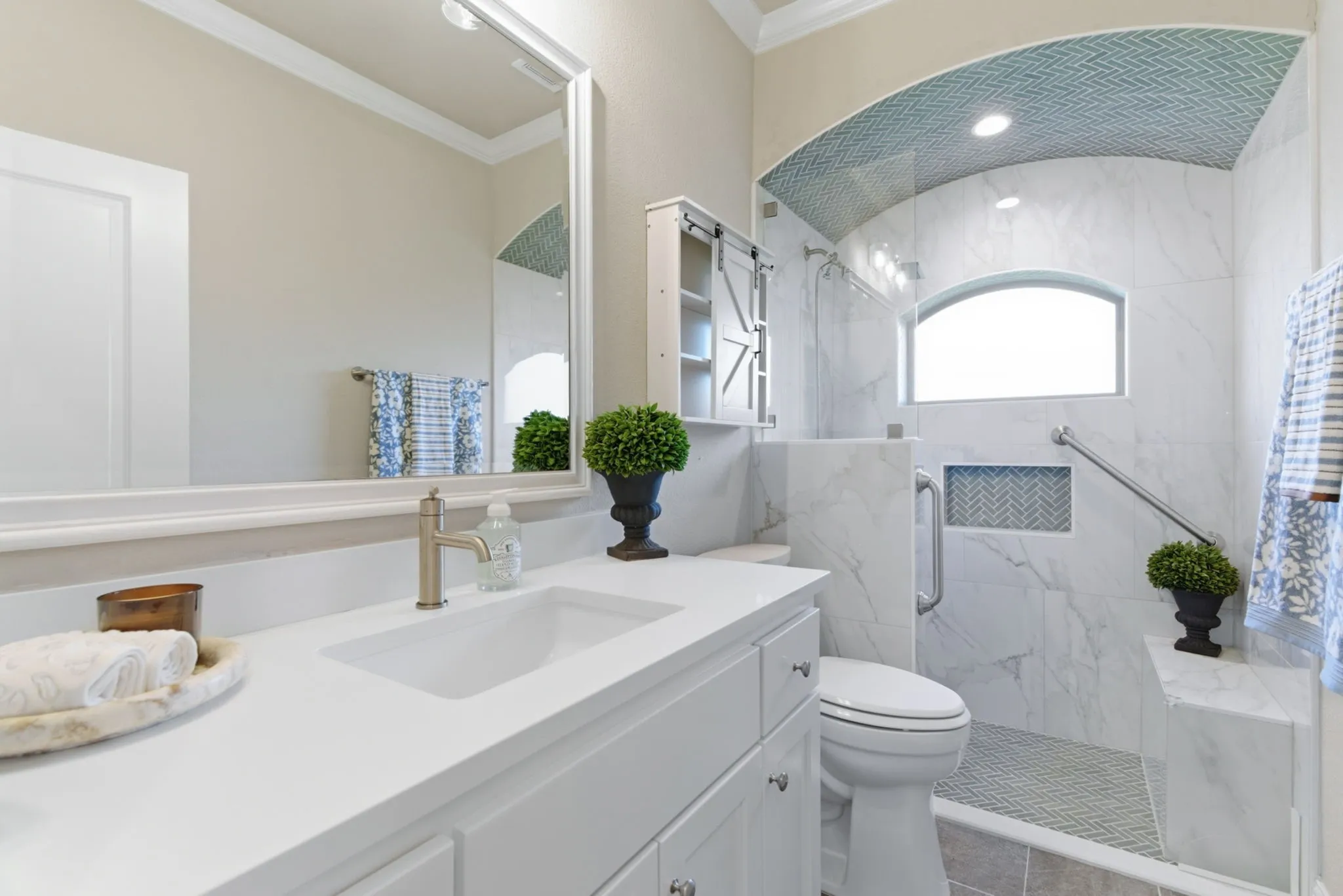Single Family Residence For Sale in Parker County , 1016 Paradise Parkway, Poolville, Texas 76487, 5 Bedrooms, 3 Bathrooms, 2 Garage spaces, 2,728 Sqft, built in 2023, Price $745,000, mls#21227264, Real Estate Agent in Poolville, Homes For Sale in Parker county, Homes For Sale in Poolville, Realtor in Poolville Texas, Real Estate Brokerage Independent Realty Texas, Luminita Cordes Realtor