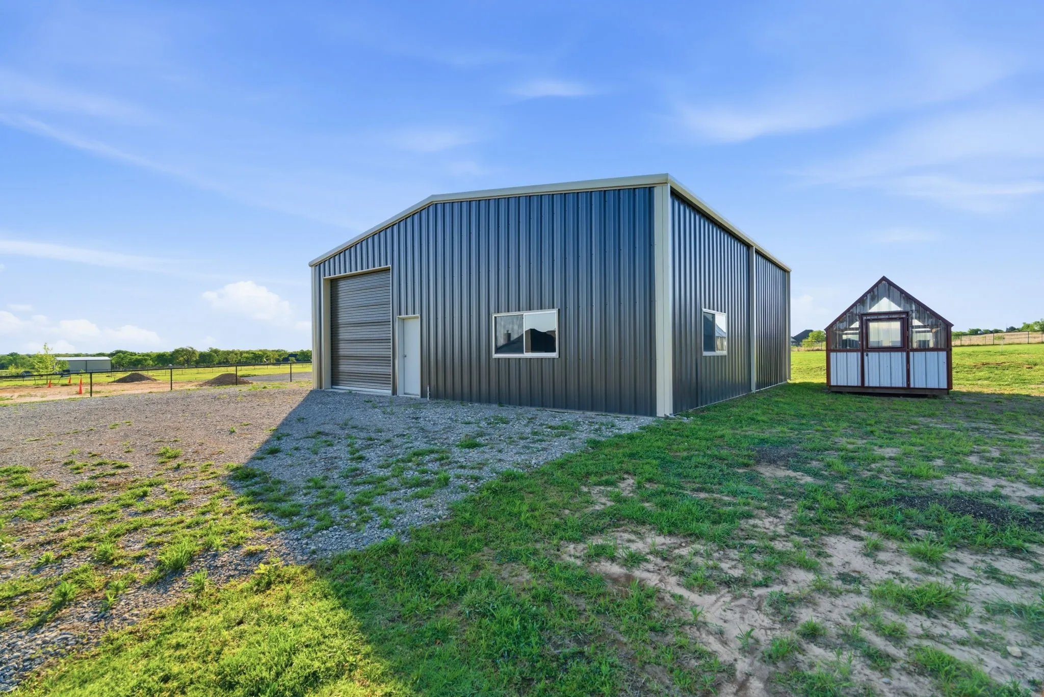 Single Family Residence For Sale in Parker County , 1016 Paradise Parkway, Poolville, Texas 76487, 5 Bedrooms, 3 Bathrooms, 2 Garage spaces, 2,728 Sqft, built in 2023, Price $745,000, mls#21227264, Real Estate Agent in Poolville, Homes For Sale in Parker county, Homes For Sale in Poolville, Realtor in Poolville Texas, Real Estate Brokerage Independent Realty Texas, Luminita Cordes Realtor
