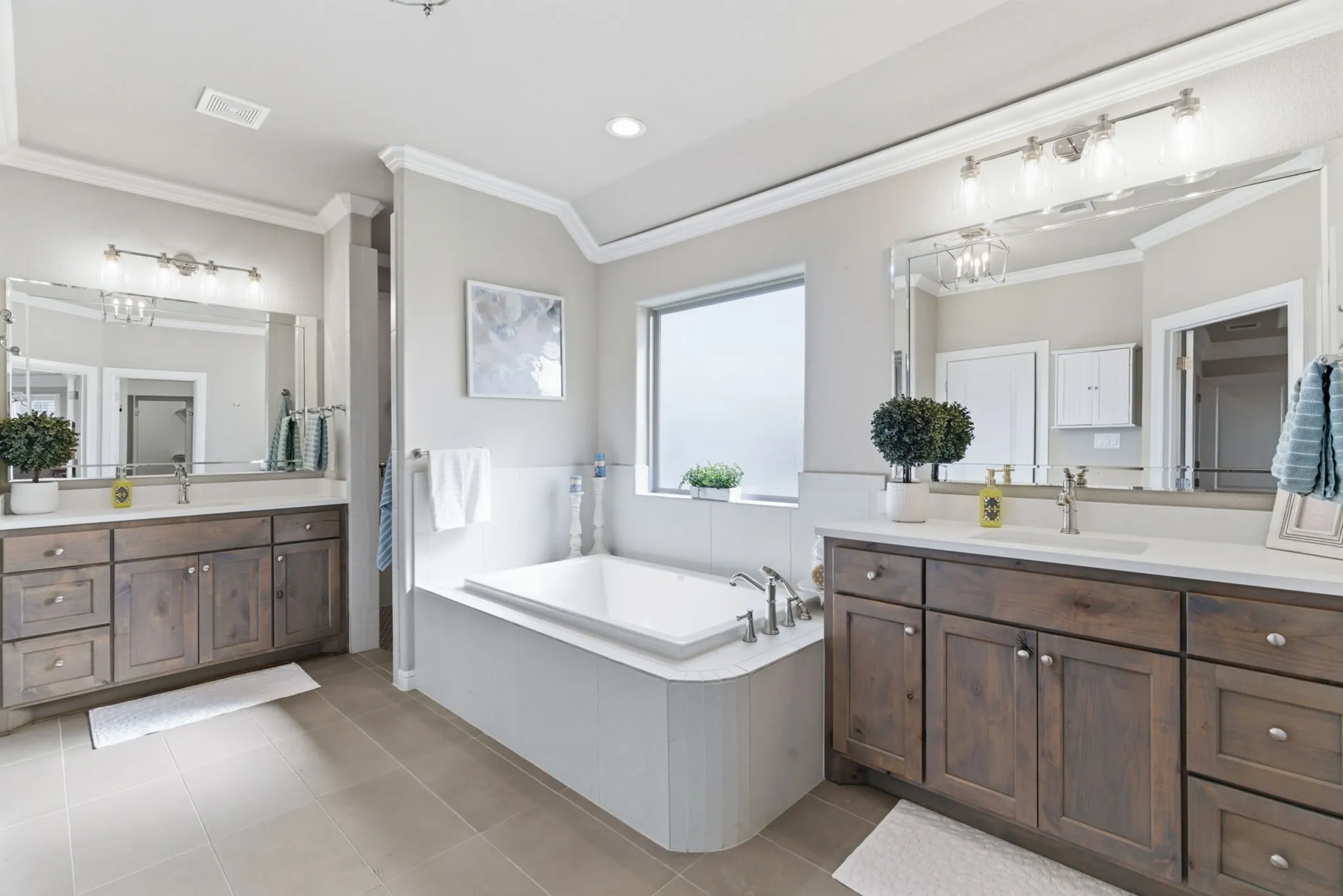 Single Family Residence For Sale in Parker County , 1016 Paradise Parkway, Poolville, Texas 76487, 5 Bedrooms, 3 Bathrooms, 2 Garage spaces, 2,728 Sqft, built in 2023, Price $745,000, mls#21227264, Real Estate Agent in Poolville, Homes For Sale in Parker county, Homes For Sale in Poolville, Realtor in Poolville Texas, Real Estate Brokerage Independent Realty Texas, Luminita Cordes Realtor