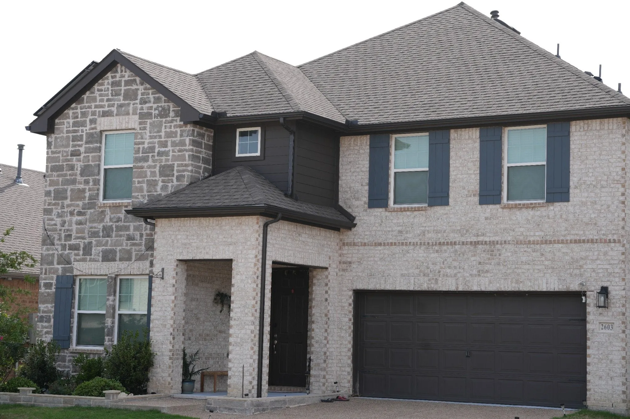 Single Family Residence For Sale in Collin County , 2603 Lemon Mint Lane, Melissa, Texas 75454, 5 Bedrooms, 3 Bathrooms, 2 Garage spaces, 2,870 Sqft, built in 2022, Price $499,900, mls#21216511, Real Estate Agent in Melissa, Homes For Sale in Collin county, Homes For Sale in Melissa, Realtor in Melissa Texas, Real Estate Brokerage Independent Realty Texas, Luminita Cordes Realtor