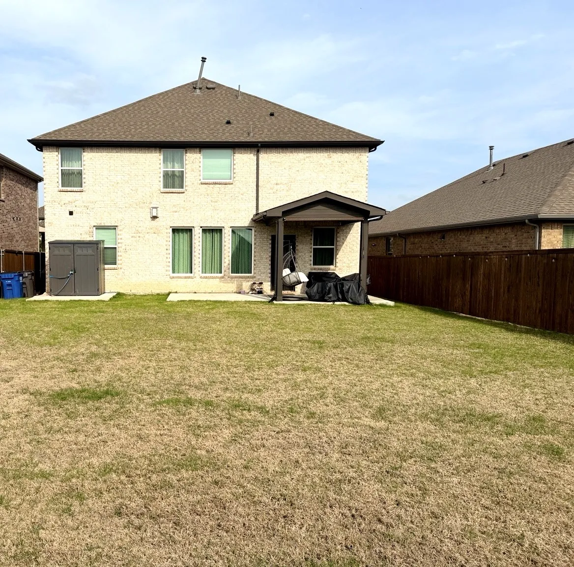 Single Family Residence For Sale in Collin County , 2603 Lemon Mint Lane, Melissa, Texas 75454, 5 Bedrooms, 3 Bathrooms, 2 Garage spaces, 2,870 Sqft, built in 2022, Price $499,900, mls#21216511, Real Estate Agent in Melissa, Homes For Sale in Collin county, Homes For Sale in Melissa, Realtor in Melissa Texas, Real Estate Brokerage Independent Realty Texas, Luminita Cordes Realtor