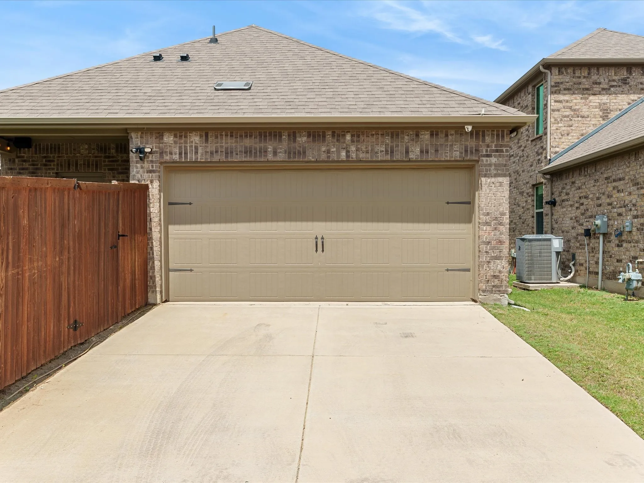 Private rear entry 2 car garage