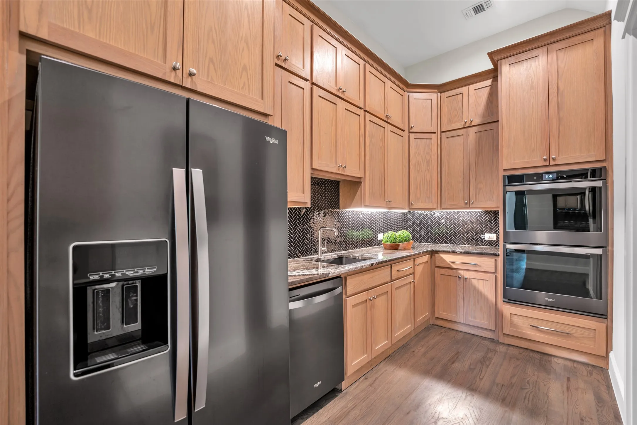 Scullery kitchen.