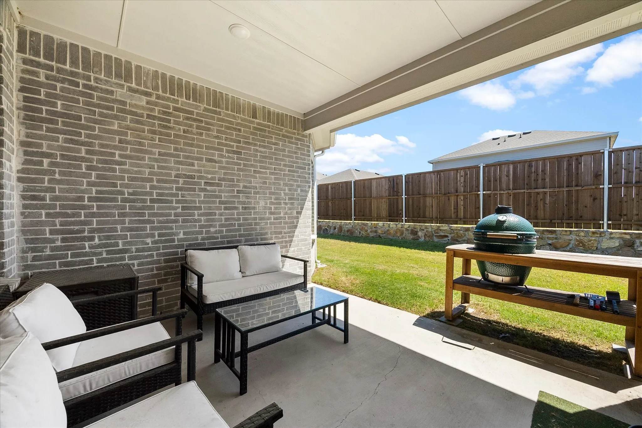 Single Family Residence For Sale in Kaufman County , 1872 Big Spring Drive, Forney, Texas 75126, 4 Bedroom, 3 Bathroom, 2 Garage spaces, 2,074 Sqft, built in 2021, Preowned, mls#21230415, Real Estate Agent in Forney, Homes For Sale in Kaufman county, Homes For Sale in Forney, Realtor in Forney Texas, Real Estate Brokerage Independent Realty Texas, Luminita Cordes Realtor