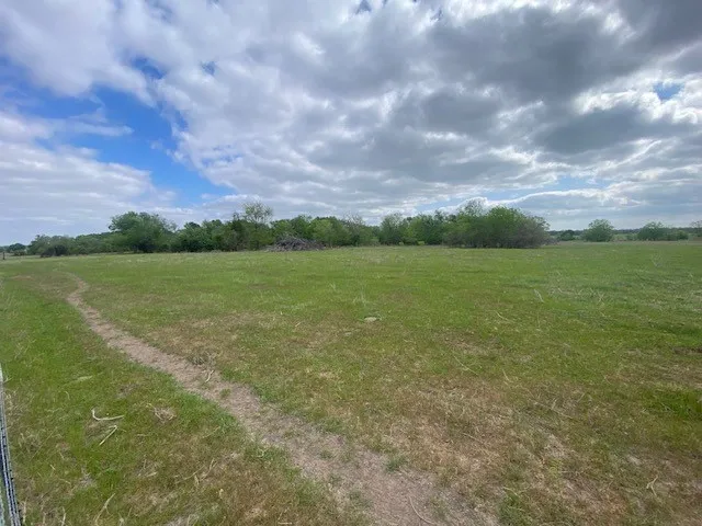 Farm For Sale in Falls County , 430 COUNTY ROAD 152, Riesel, Texas 76682, 3 Bedroom, 2 Bathroom, Garage spaces, 2,000 Sqft, built in 2023, mls#21227056, Real Estate Agent in Riesel, Homes For Sale in Falls county, Homes For Sale in Riesel, Realtor in Riesel Texas, Real Estate Brokerage Independent Realty Texas, Luminita Cordes Realtor