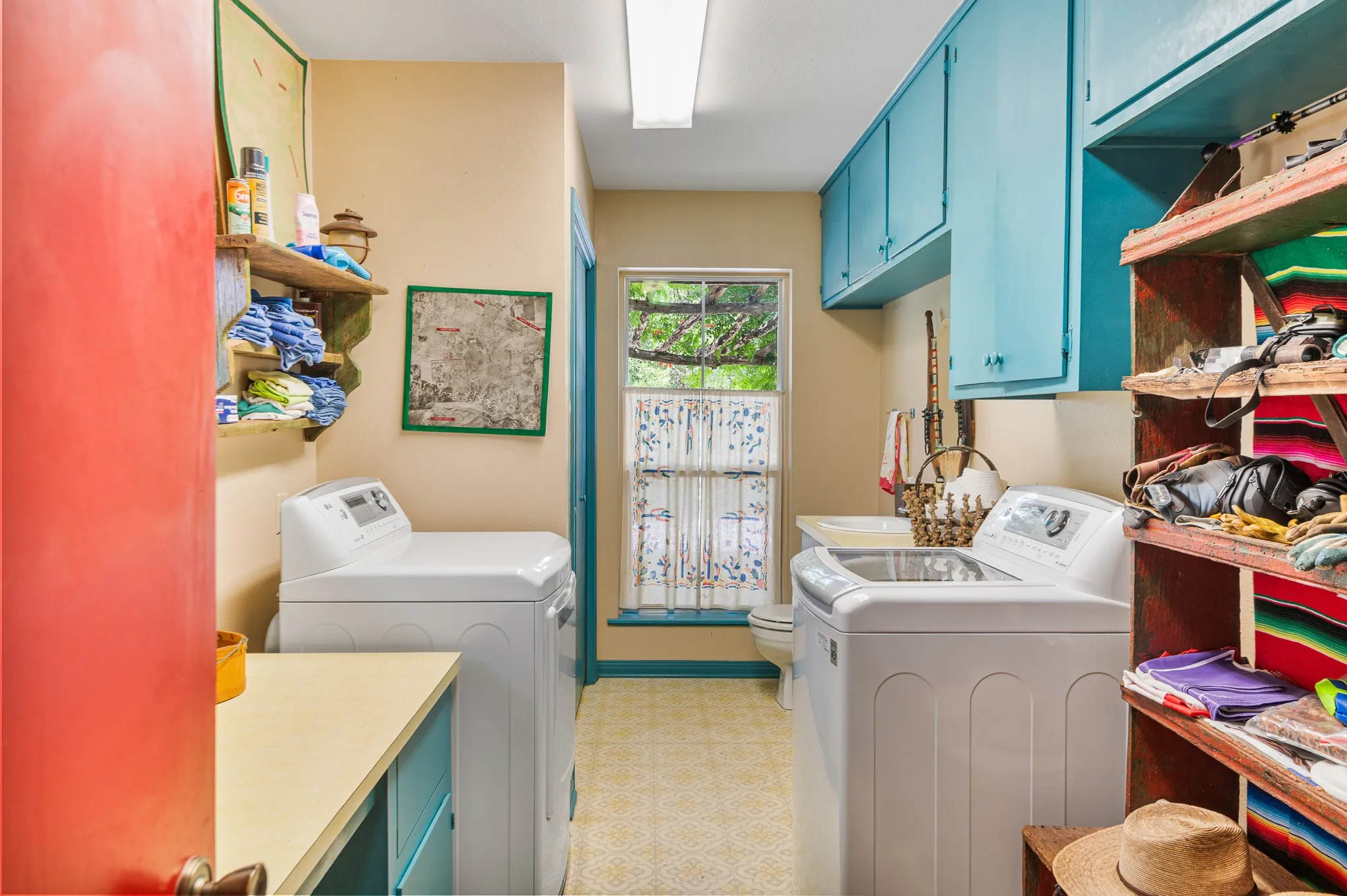 Single Family Residence For Sale in Burnet County , 0 CR 409, Spicewood, Texas 78669, 3 Bedrooms, 3 Bathrooms, Garage spaces, 2,182 Sqft, built in 1986, Price $10,500,000, mls#21231520, Real Estate Agent in Spicewood, Homes For Sale in Burnet county, Homes For Sale in Spicewood, Realtor in Spicewood Texas, Real Estate Brokerage Independent Realty Texas, Luminita Cordes Realtor