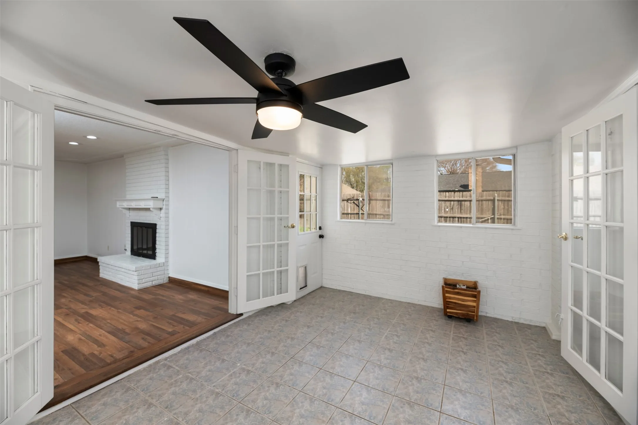 Single Family Residence For Rent in Tarrant County , 5603 Fireside Drive, Arlington, Texas 76016, 3 Bedroom, 2 Bathroom, 2 Garage spaces, 1,674 Sqft, built in 1976, Preowned, mls#21231551, Real Estate Agent in Arlington, Homes For Rent in Tarrant county, Homes For Rent in Arlington, Realtor in Arlington Texas, Real Estate Brokerage Independent Realty Texas, Luminita Cordes Realtor