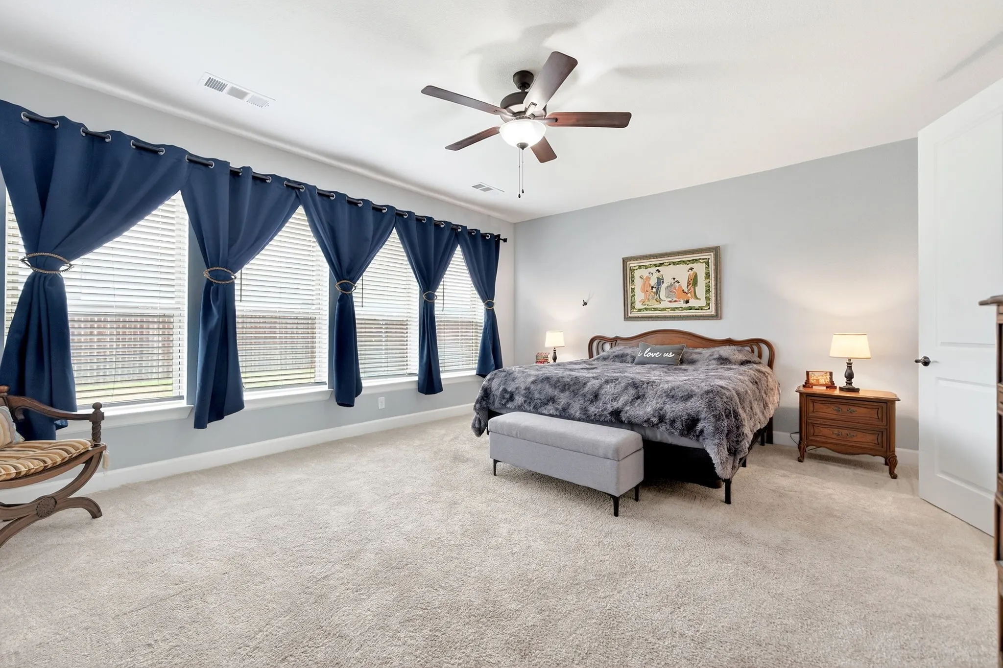 Single Family Residence For Sale in Kaufman County , 1469 Lawnview Drive, Forney, Texas 75126, 4 Bedrooms, 3 Bathrooms, 3 Garage spaces, 3,406 Sqft, built in 2021, Preowned, Price $475,000, mls#21229813, Real Estate Agent in Forney, Homes For Sale in Kaufman county, Homes For Sale in Forney, Realtor in Forney Texas, Real Estate Brokerage Independent Realty Texas, Luminita Cordes Realtor