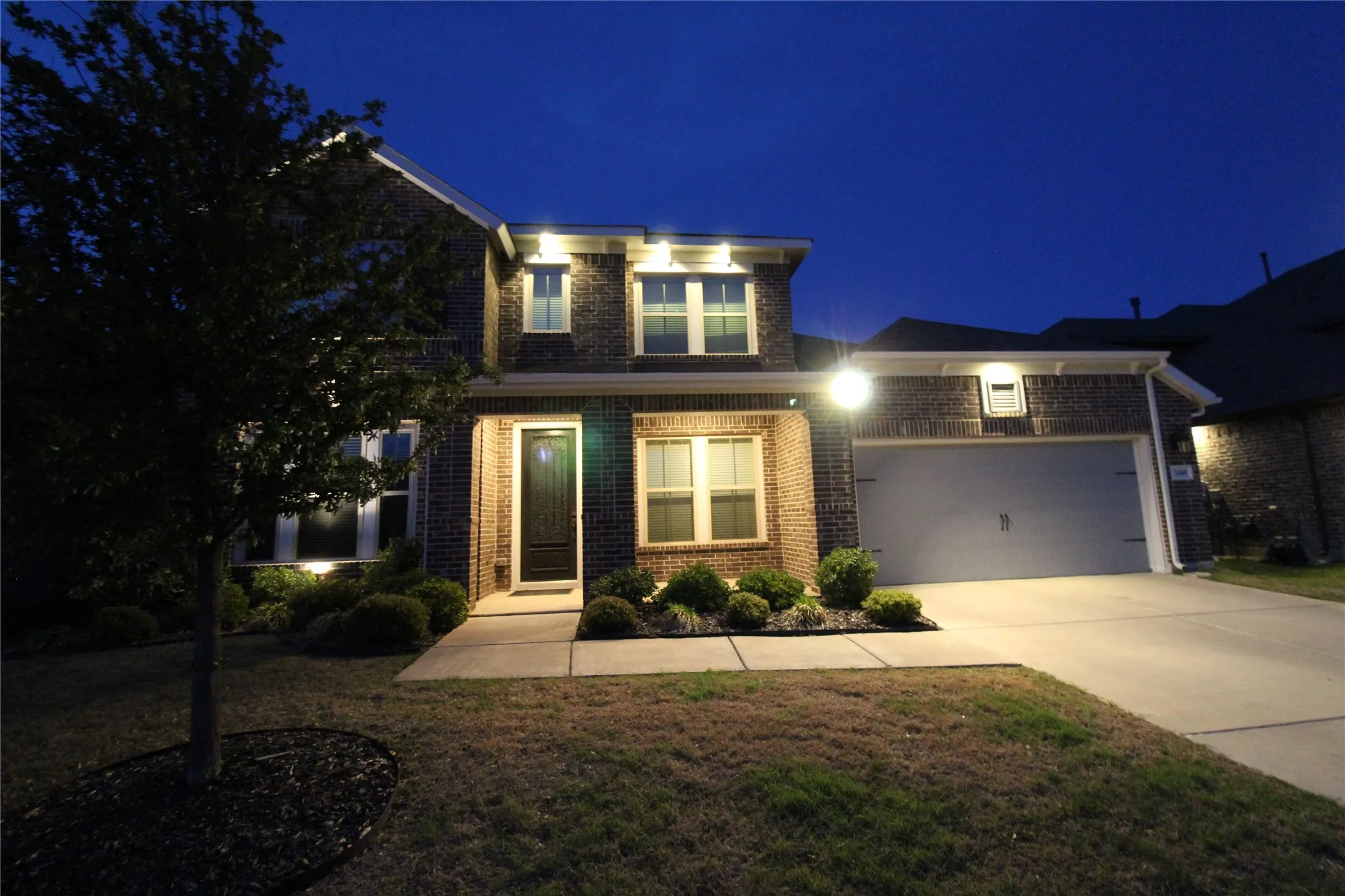 Single Family Residence For Sale in Kaufman County , 1469 Lawnview Drive, Forney, Texas 75126, 4 Bedrooms, 3 Bathrooms, 3 Garage spaces, 3,406 Sqft, built in 2021, Preowned, Price $475,000, mls#21229813, Real Estate Agent in Forney, Homes For Sale in Kaufman county, Homes For Sale in Forney, Realtor in Forney Texas, Real Estate Brokerage Independent Realty Texas, Luminita Cordes Realtor