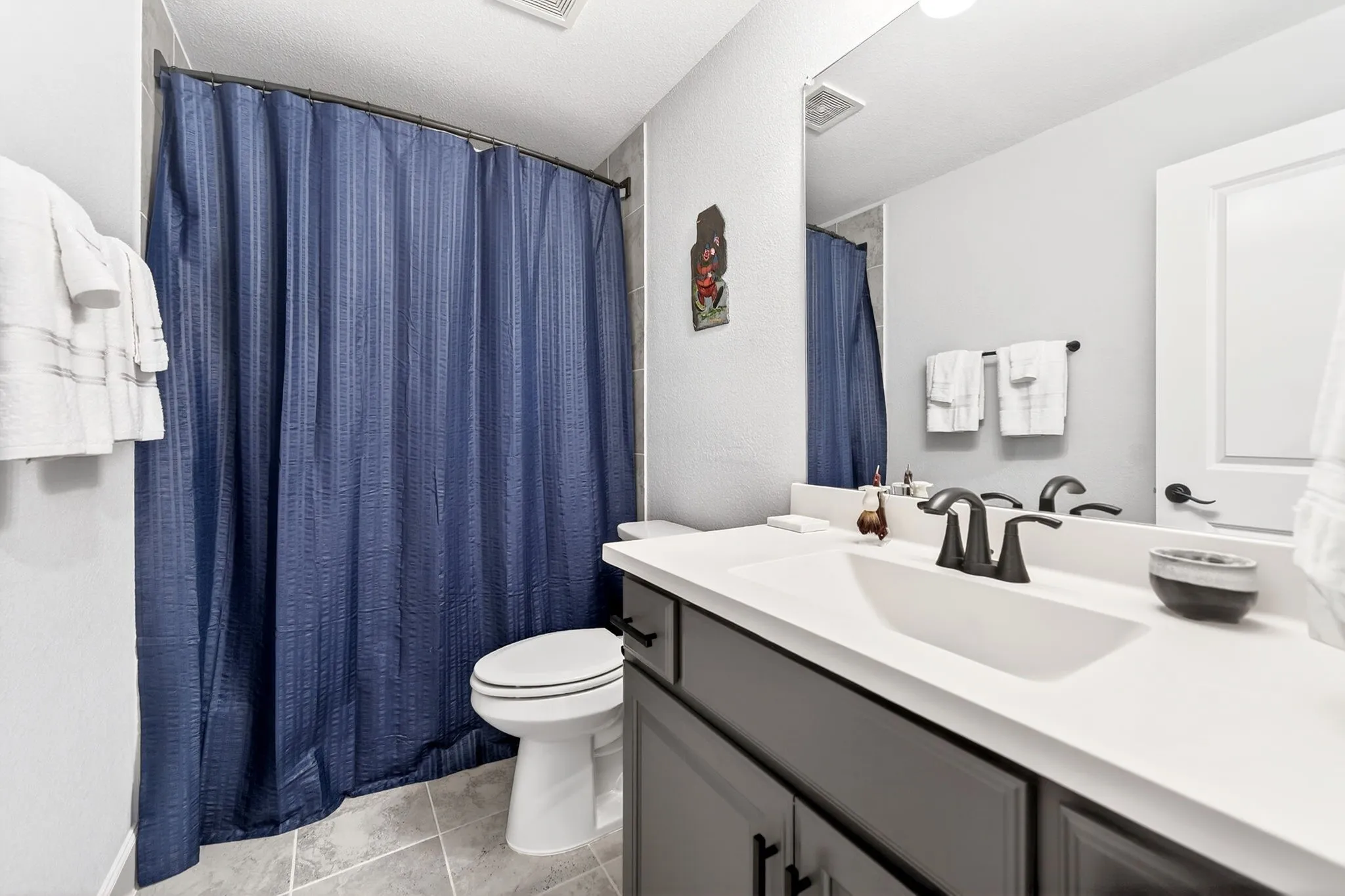 Single Family Residence For Sale in Kaufman County , 1469 Lawnview Drive, Forney, Texas 75126, 4 Bedrooms, 3 Bathrooms, 3 Garage spaces, 3,406 Sqft, built in 2021, Preowned, Price $475,000, mls#21229813, Real Estate Agent in Forney, Homes For Sale in Kaufman county, Homes For Sale in Forney, Realtor in Forney Texas, Real Estate Brokerage Independent Realty Texas, Luminita Cordes Realtor