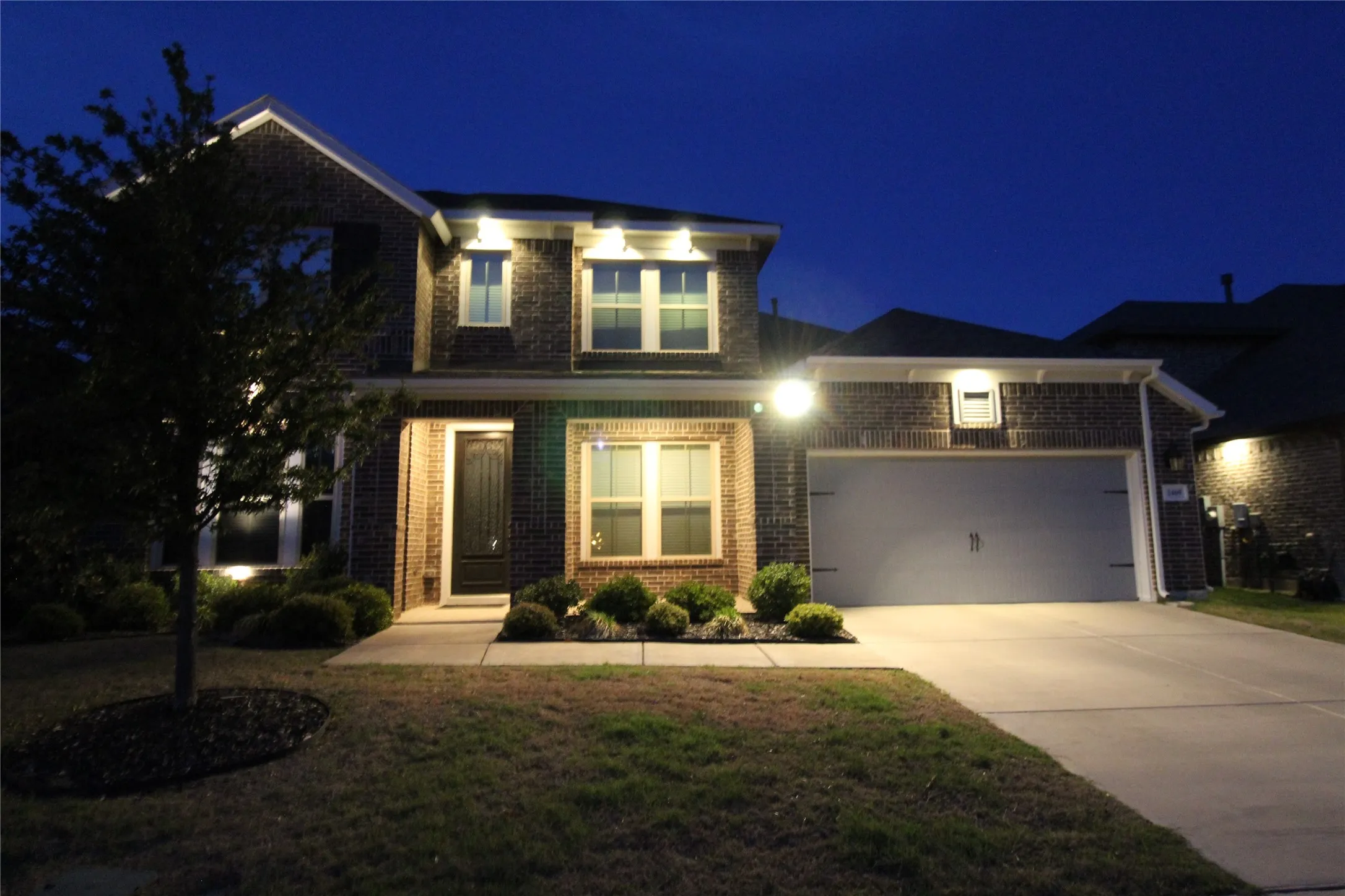 Single Family Residence For Sale in Kaufman County , 1469 Lawnview Drive, Forney, Texas 75126, 4 Bedrooms, 3 Bathrooms, 3 Garage spaces, 3,406 Sqft, built in 2021, Preowned, Price $475,000, mls#21229813, Real Estate Agent in Forney, Homes For Sale in Kaufman county, Homes For Sale in Forney, Realtor in Forney Texas, Real Estate Brokerage Independent Realty Texas, Luminita Cordes Realtor