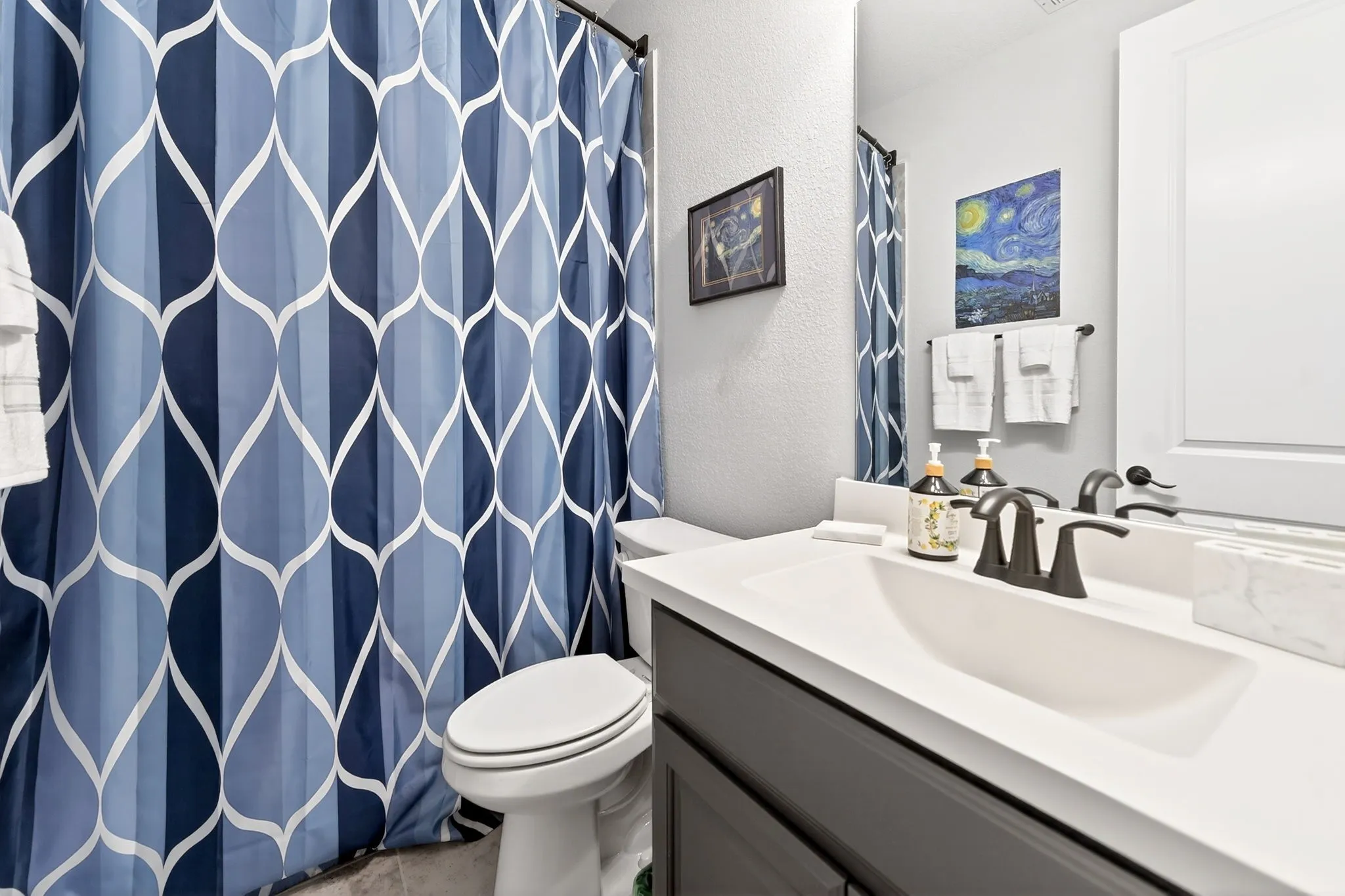 Single Family Residence For Sale in Kaufman County , 1469 Lawnview Drive, Forney, Texas 75126, 4 Bedrooms, 3 Bathrooms, 3 Garage spaces, 3,406 Sqft, built in 2021, Preowned, Price $475,000, mls#21229813, Real Estate Agent in Forney, Homes For Sale in Kaufman county, Homes For Sale in Forney, Realtor in Forney Texas, Real Estate Brokerage Independent Realty Texas, Luminita Cordes Realtor