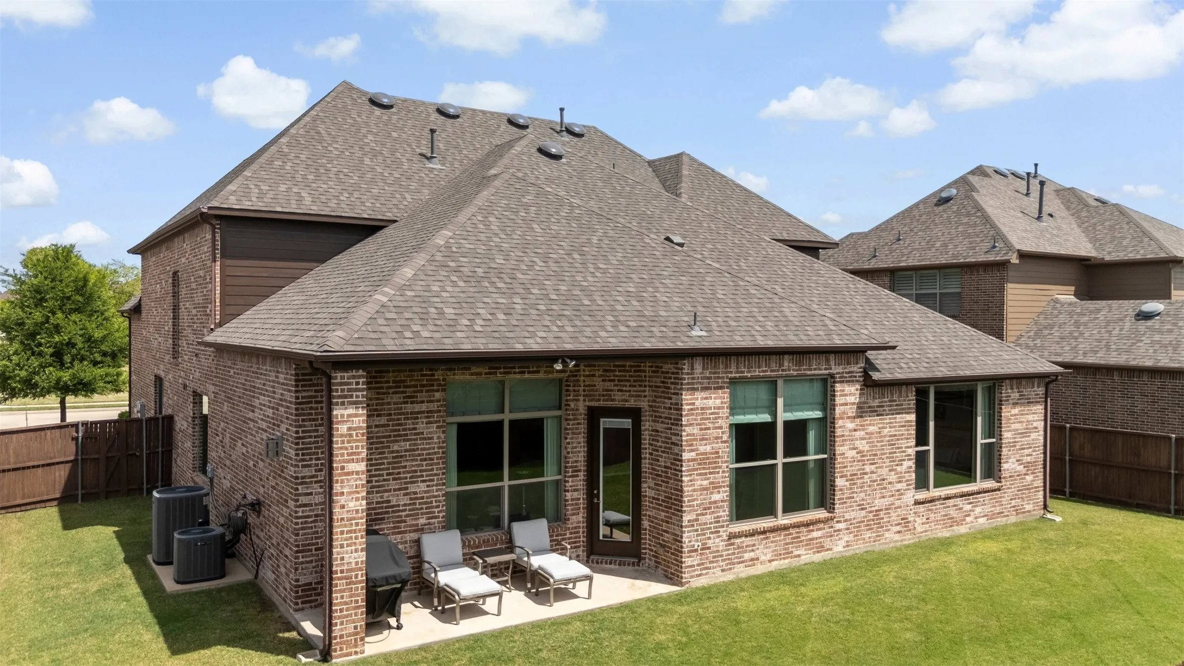 Single Family Residence For Sale in Collin County , 506 Sun Meadow Drive, Wylie, Texas 75098, 4 Bedroom, 4 Bathroom, 3 Garage spaces, 3,595 Sqft, built in 2016, Preowned, mls#21223459, Real Estate Agent in Wylie, Homes For Sale in Collin county, Homes For Sale in Wylie, Realtor in Wylie Texas, Real Estate Brokerage Independent Realty Texas, Luminita Cordes Realtor