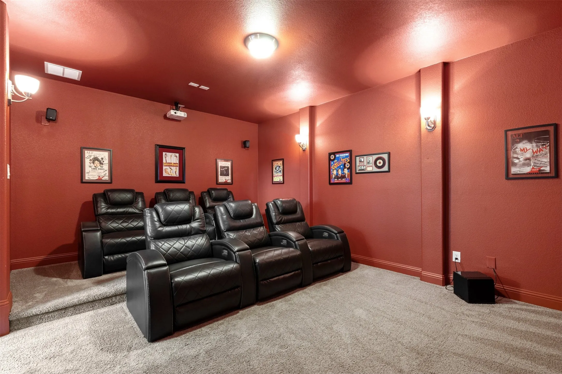 Single Family Residence For Sale in Collin County , 506 Sun Meadow Drive, Wylie, Texas 75098, 4 Bedroom, 4 Bathroom, 3 Garage spaces, 3,595 Sqft, built in 2016, Preowned, mls#21223459, Real Estate Agent in Wylie, Homes For Sale in Collin county, Homes For Sale in Wylie, Realtor in Wylie Texas, Real Estate Brokerage Independent Realty Texas, Luminita Cordes Realtor